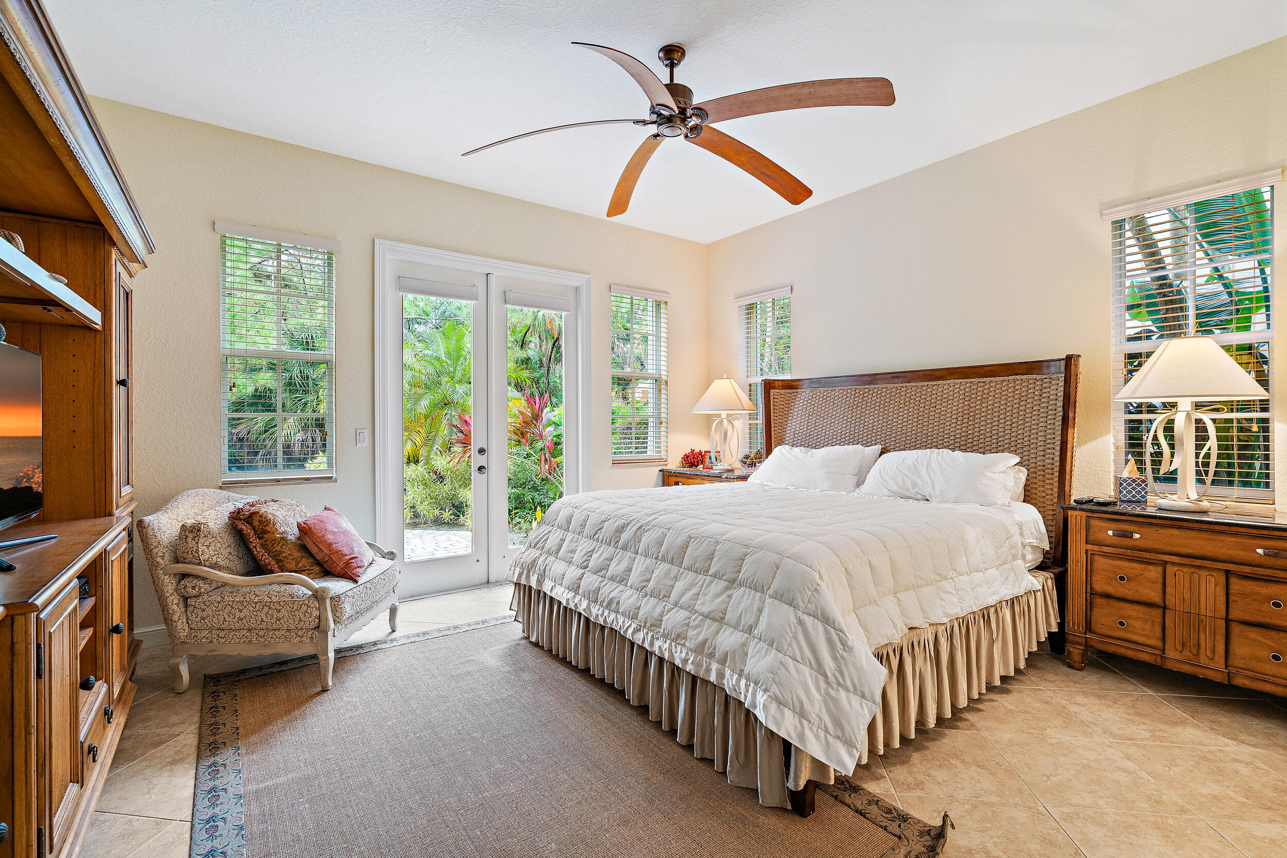 1043 Vintner Boulevard Property Photo 35