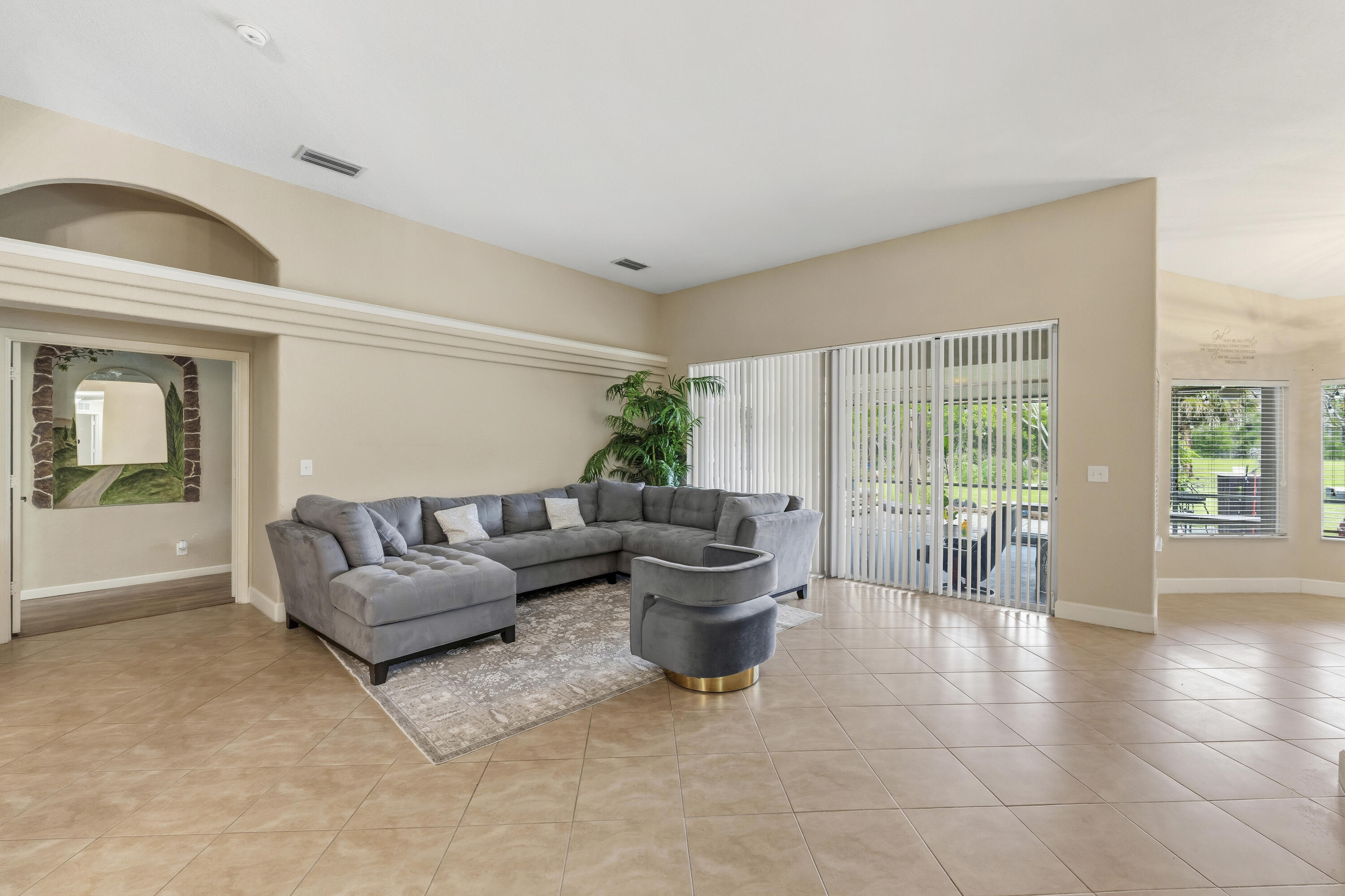 5514 Nw West Lundy Circle Property Photo 6