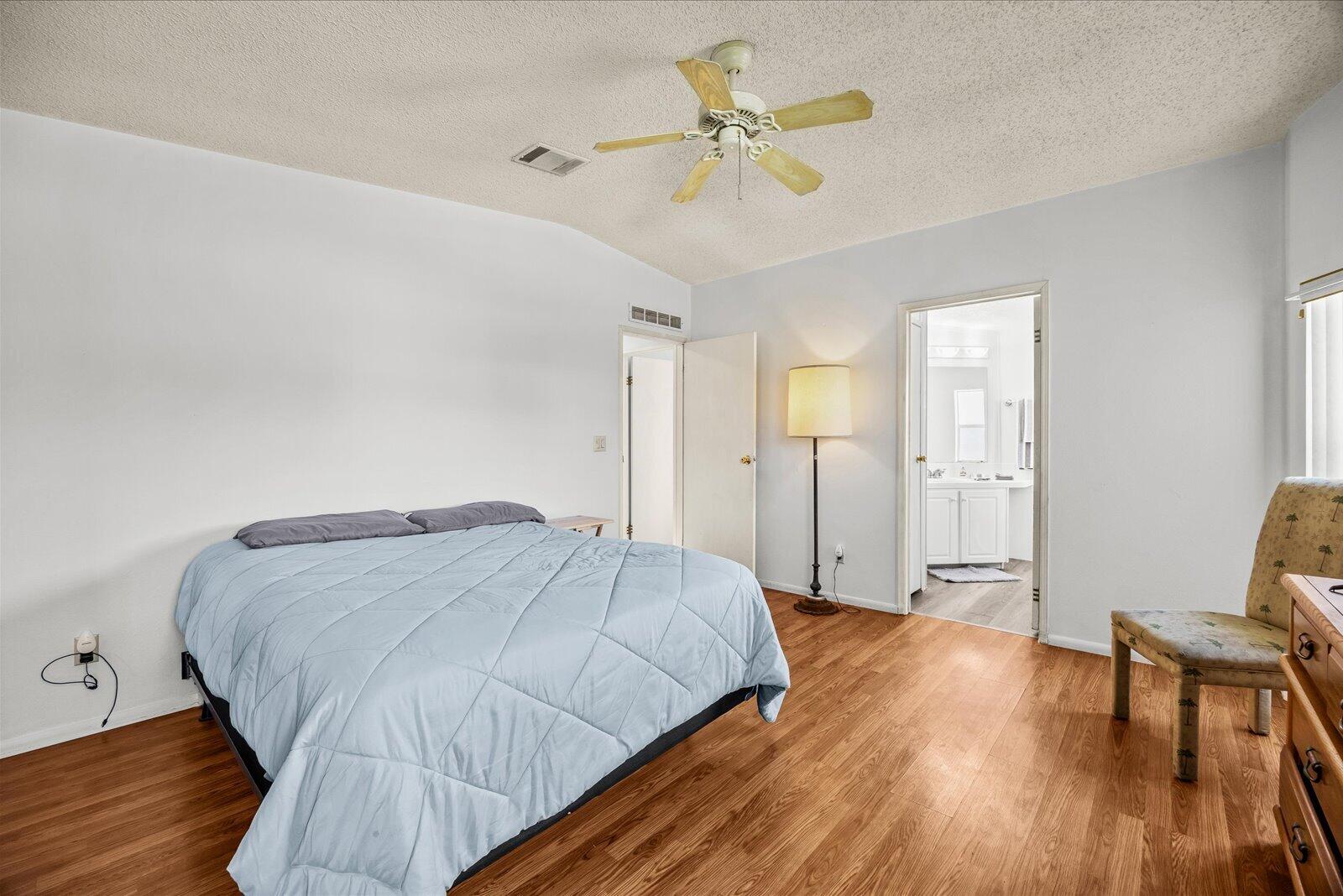 3809 Meadowlark Circle Property Photo 17