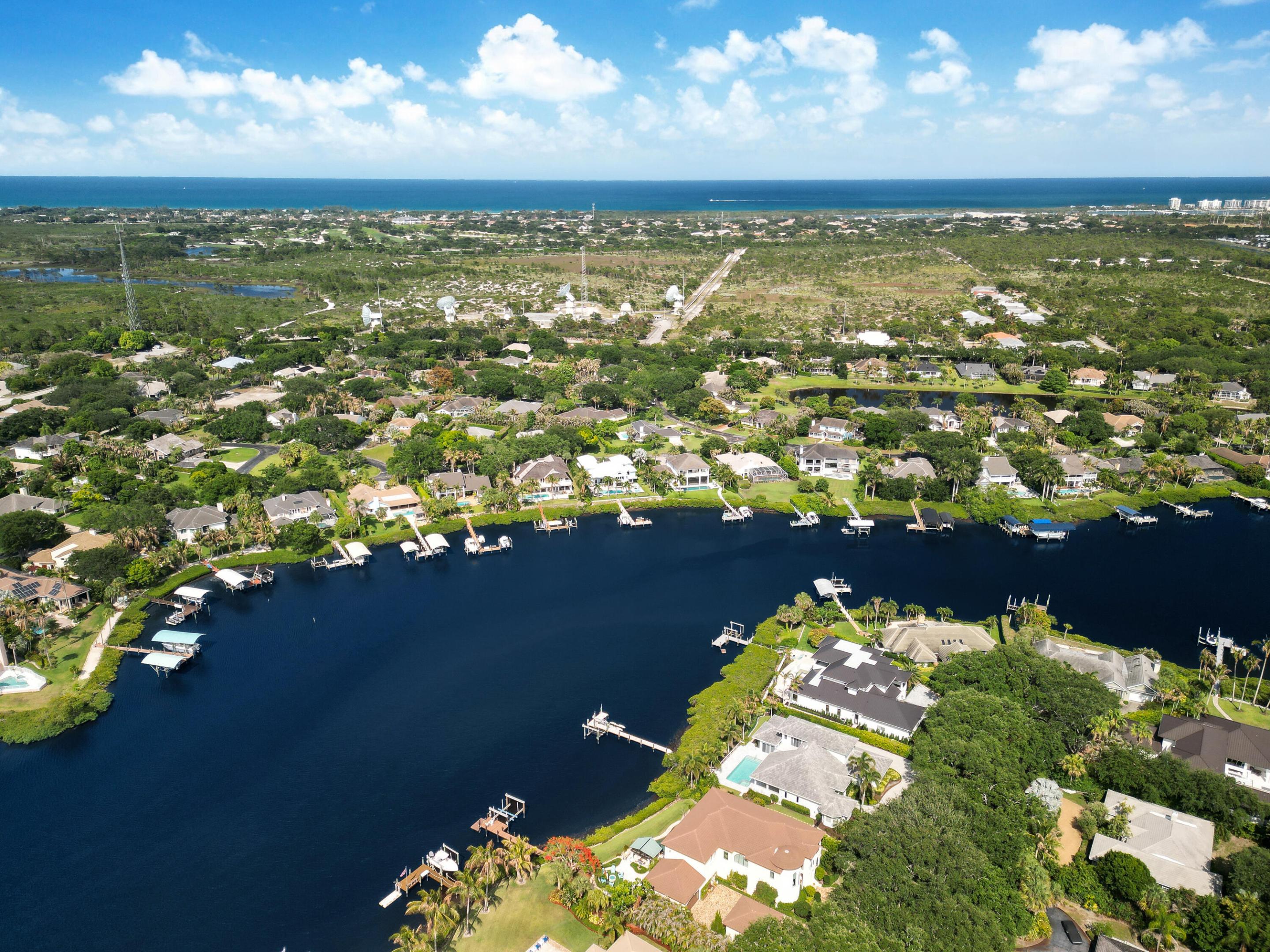 10433 Se Banyan Way Property Photo 6