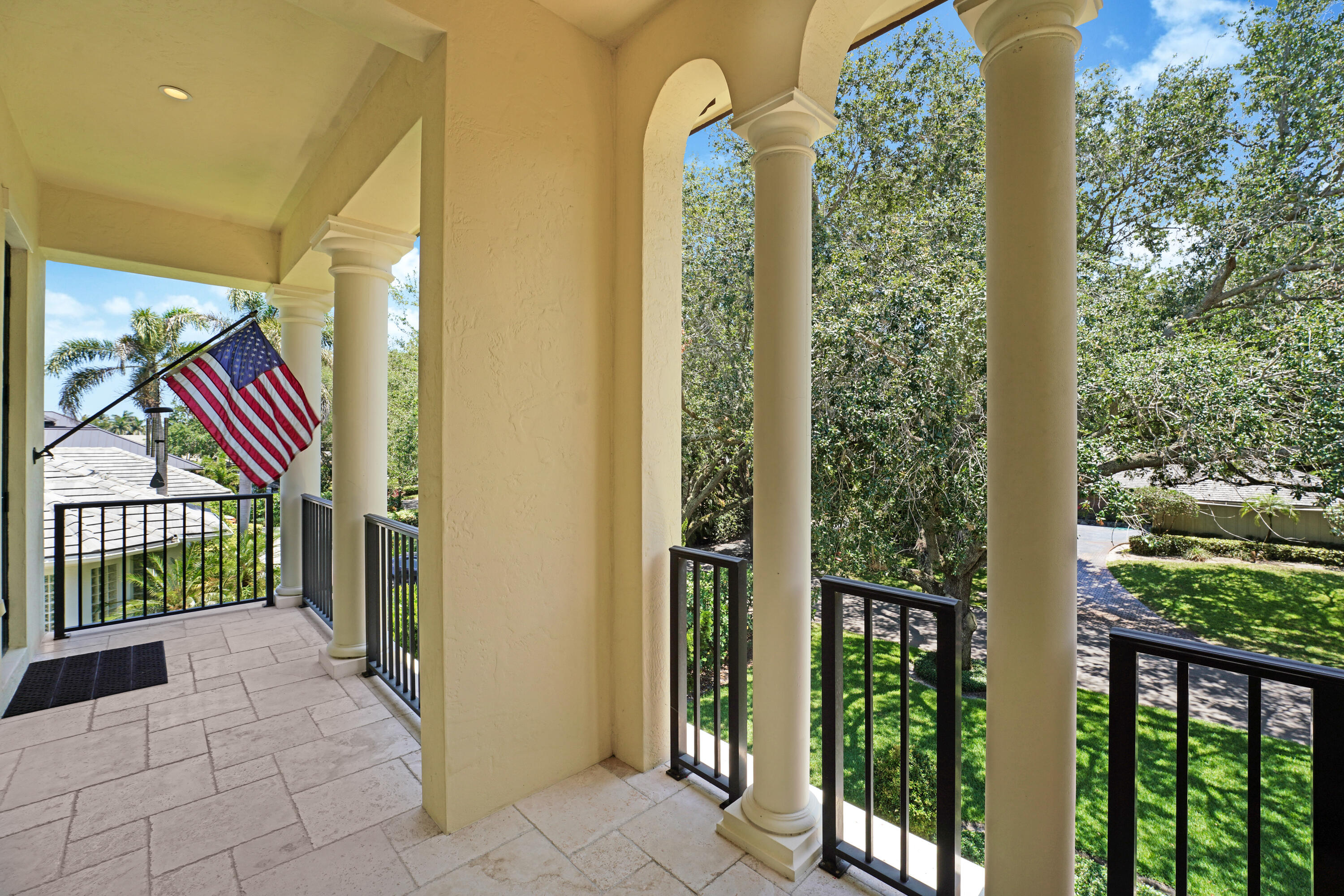10433 Se Banyan Way Property Photo 25