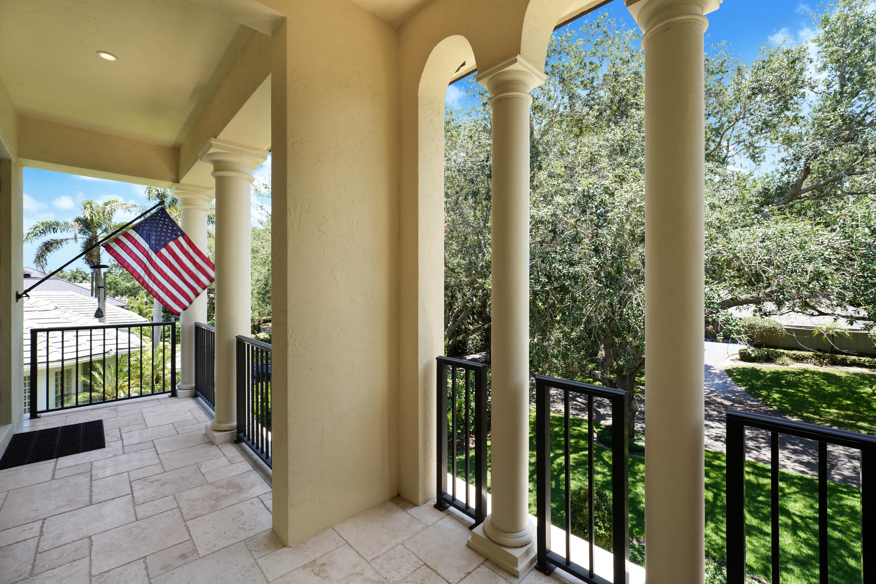 10433 Se Banyan Way Property Photo 26