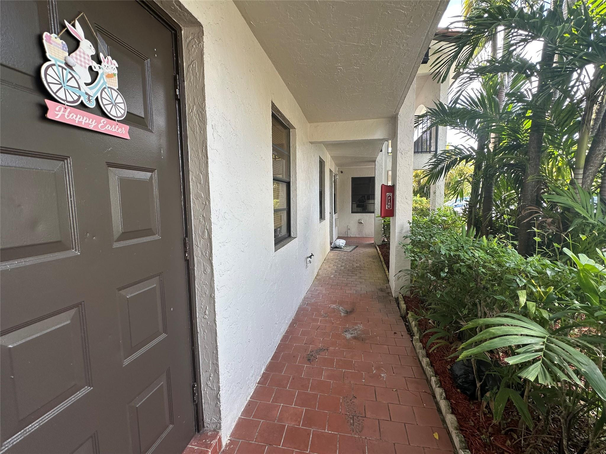 11676 Nw 45th Street Property Photo 16