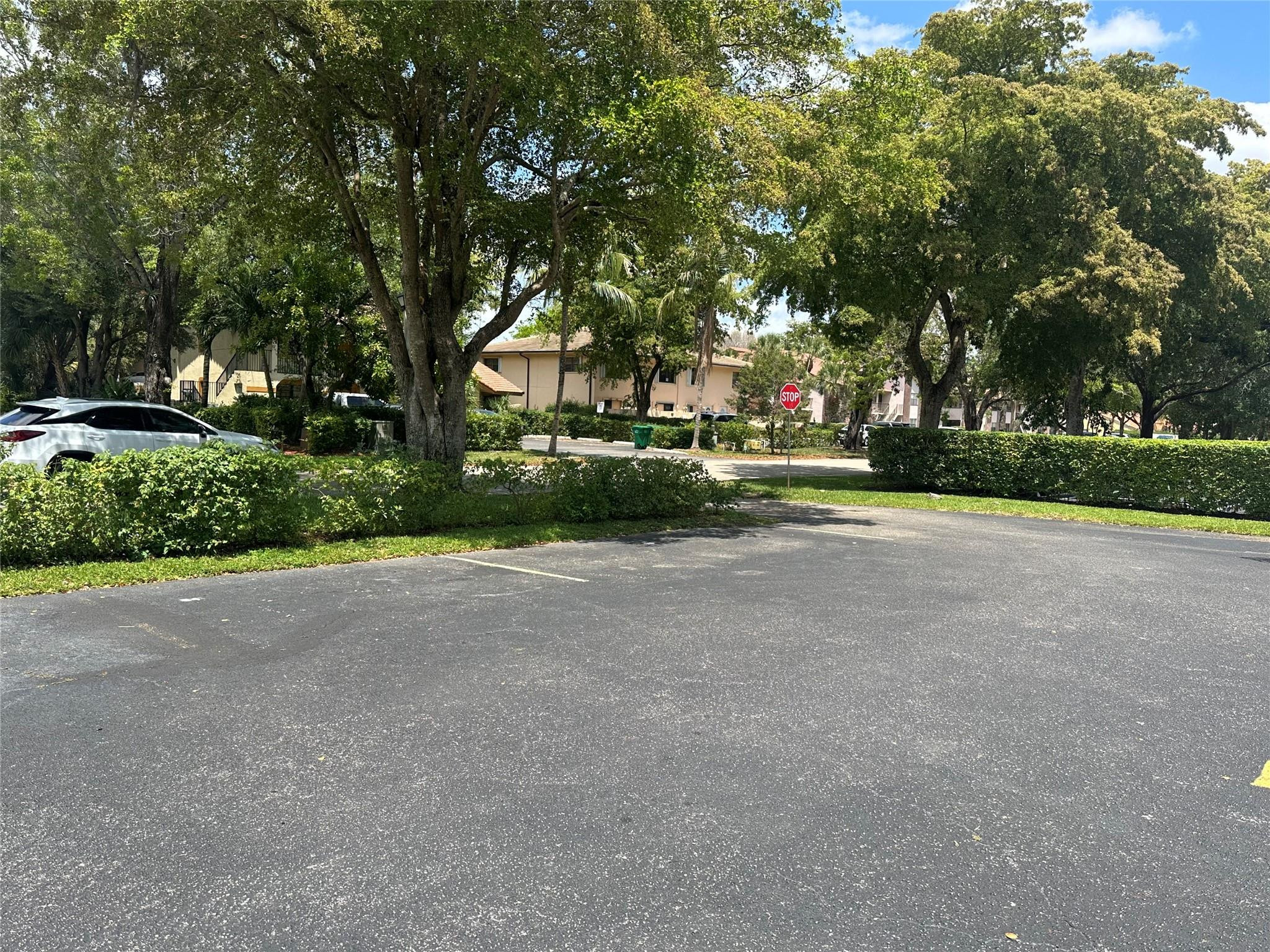 11676 Nw 45th Street Property Photo 21