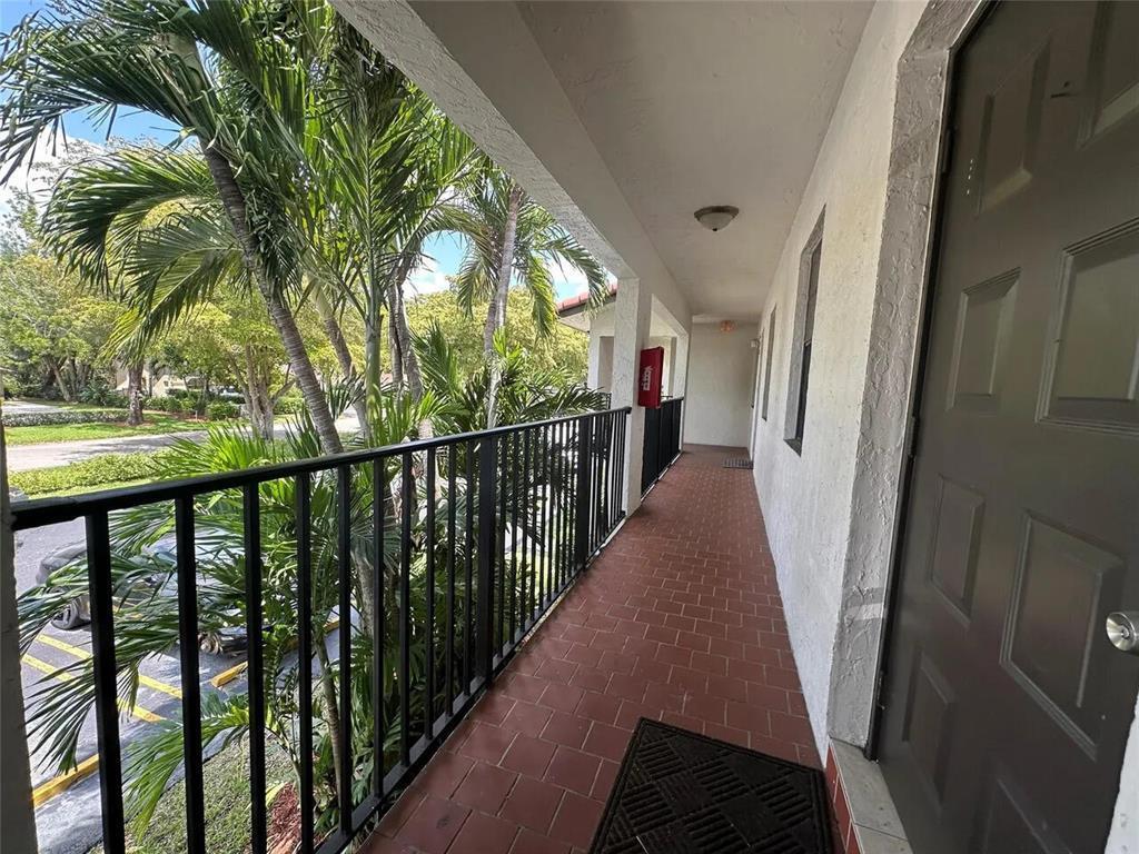 11676 Nw 45th Street Property Photo 31