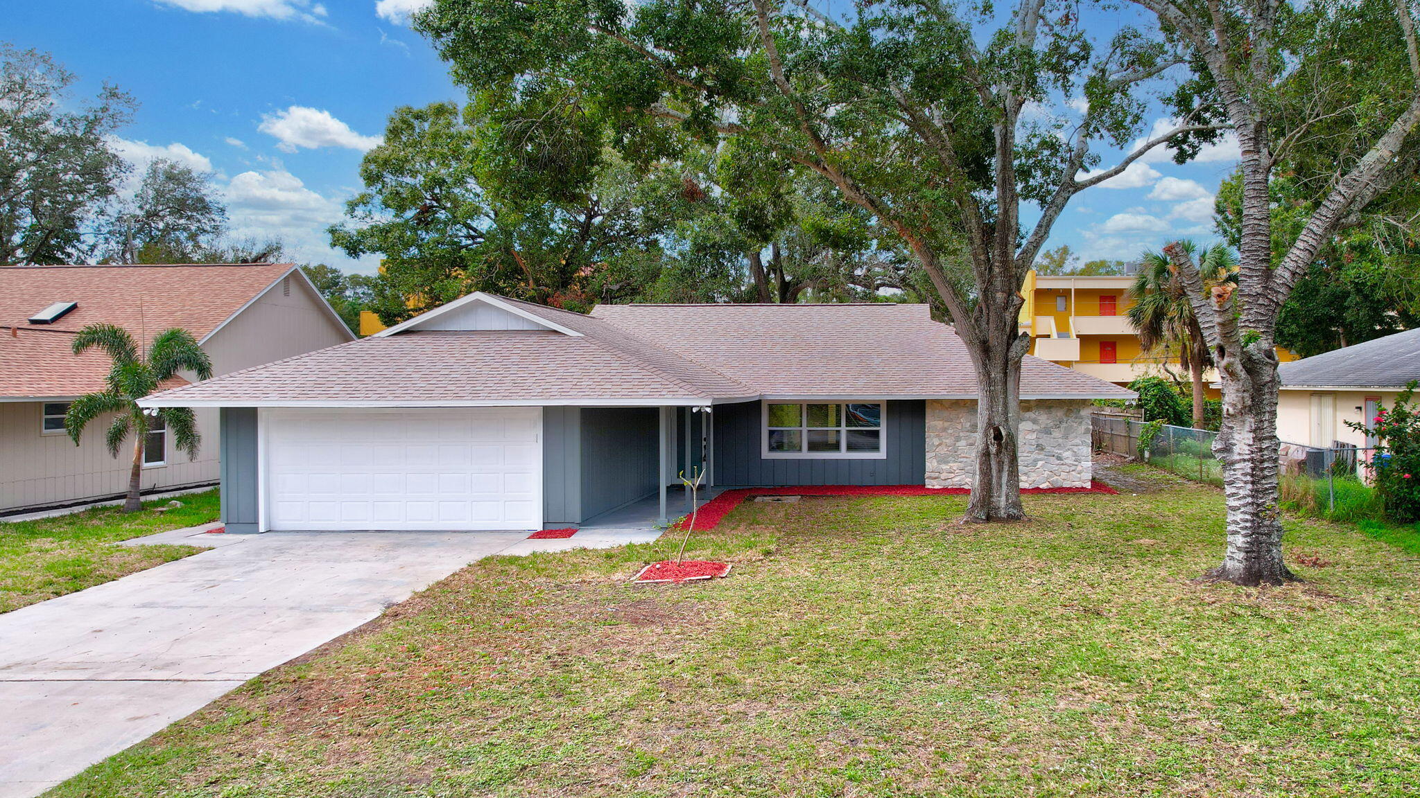 1825 39th Avenue Property Photo 1