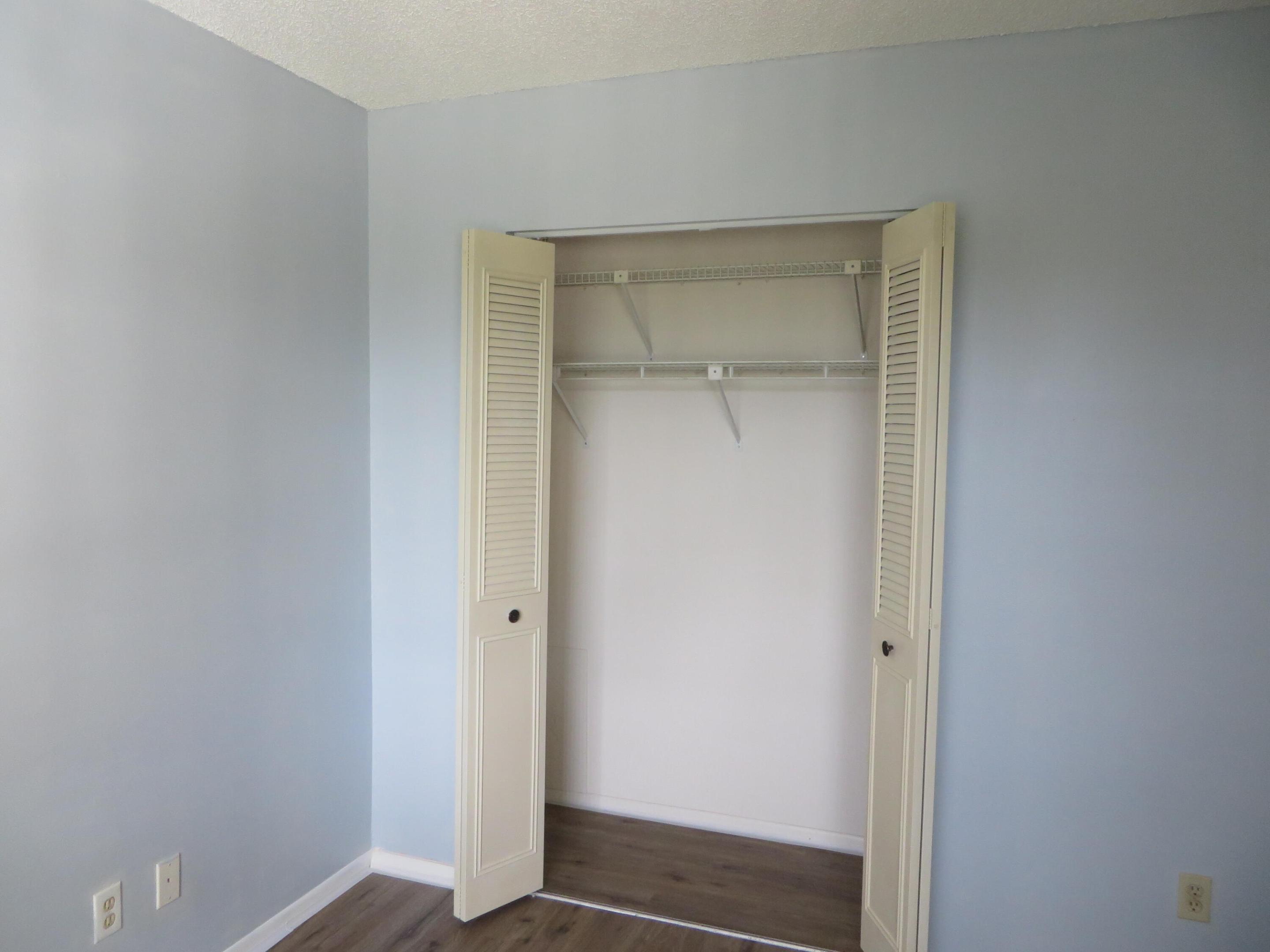 37 Vista Gardens Trail 201 Property Photo 12