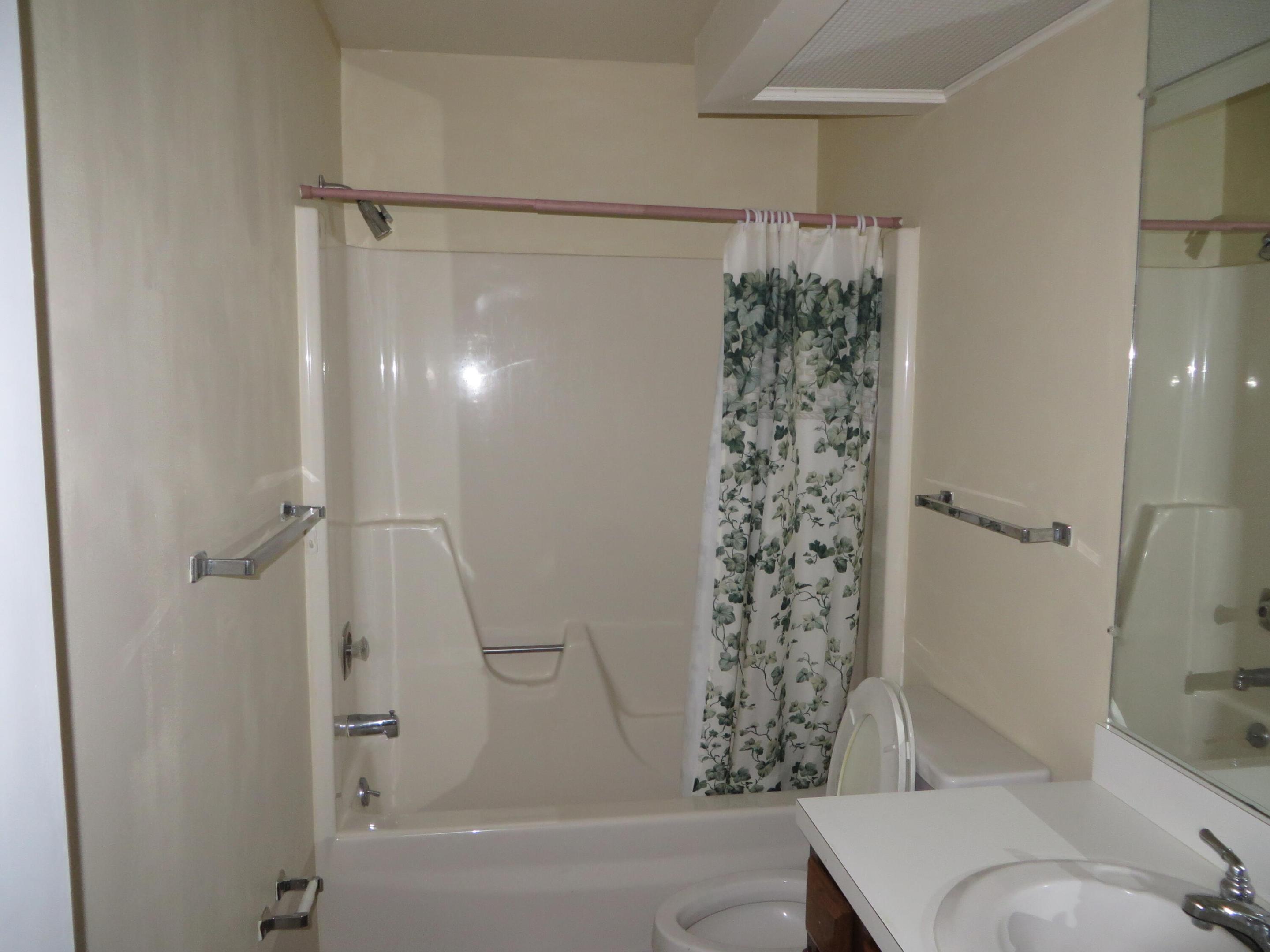 37 Vista Gardens Trail 201 Property Photo 14