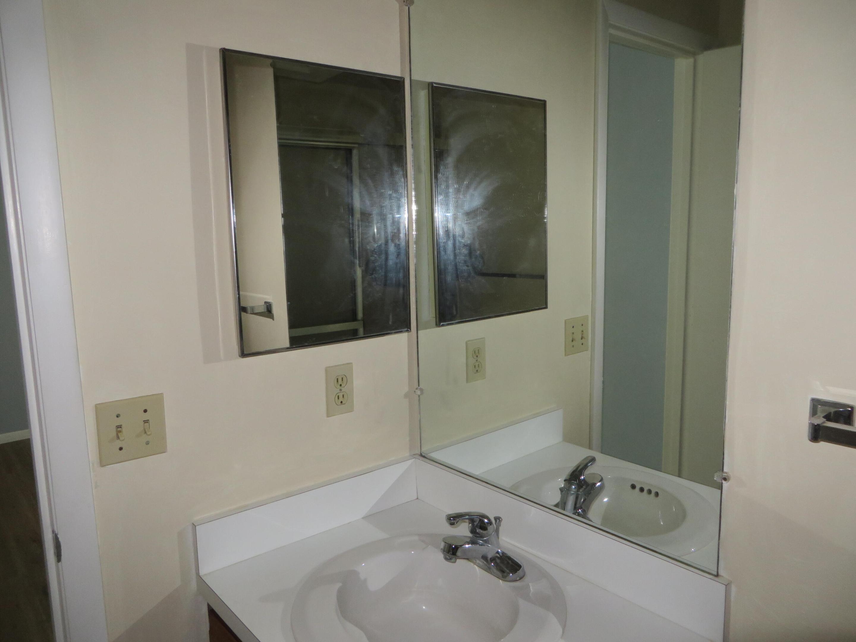 37 Vista Gardens Trail 201 Property Photo 17