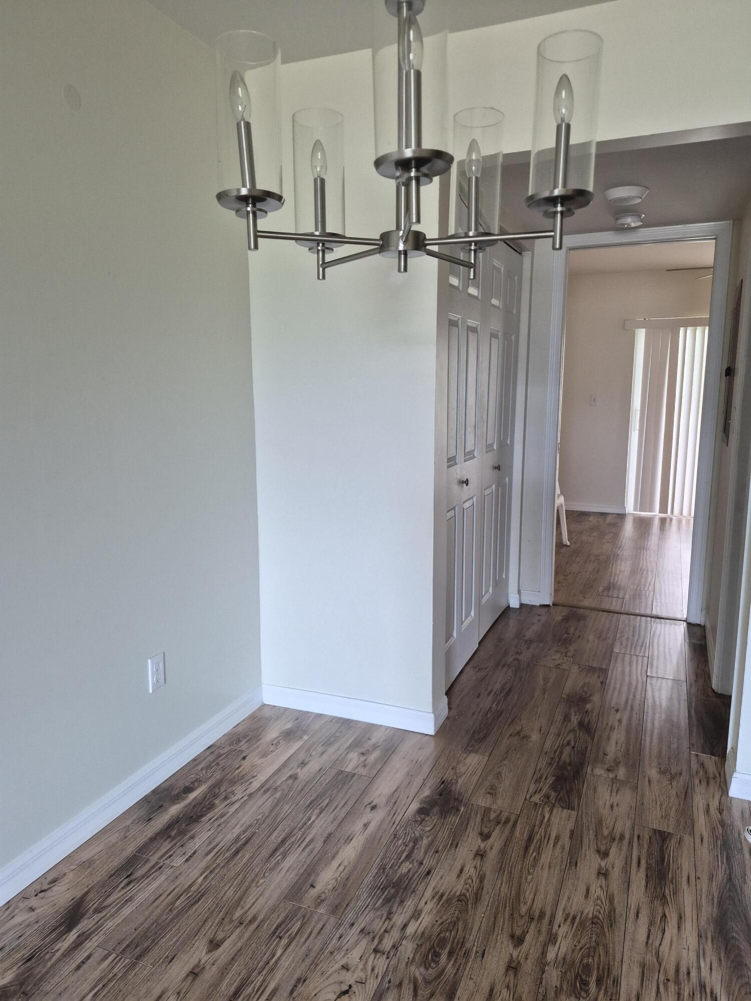 27 Easthampton B Property Photo 8