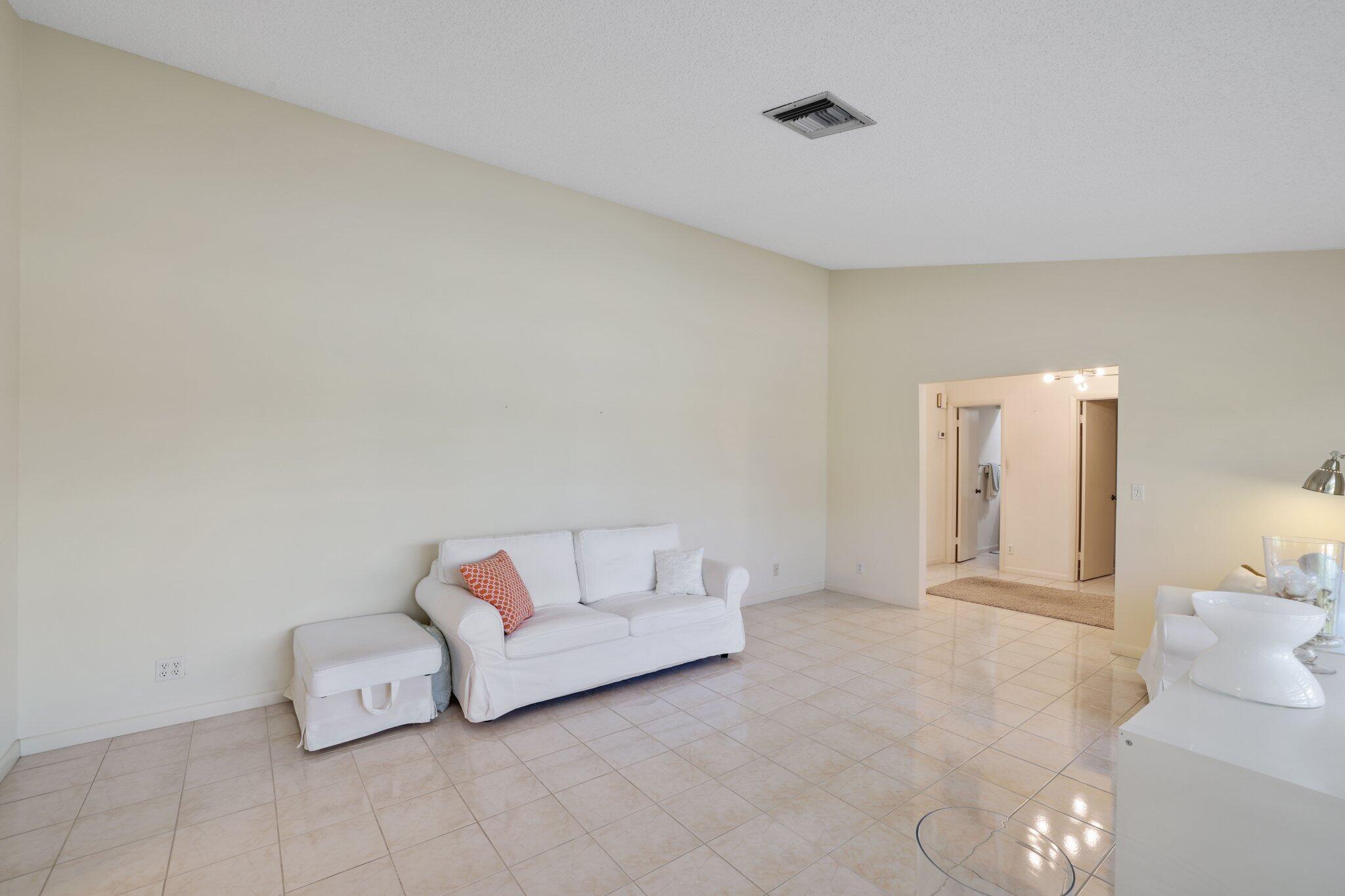 970 Orchid Lane Property Photo 11