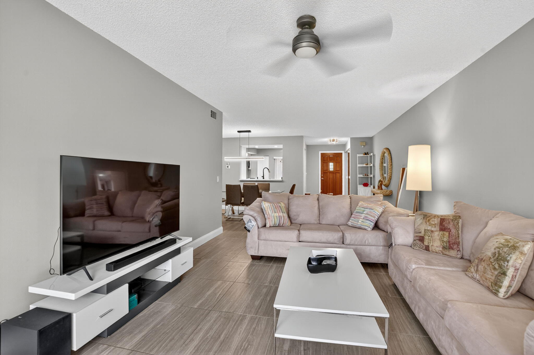 7773 La Mirada Drive Property Photo 11