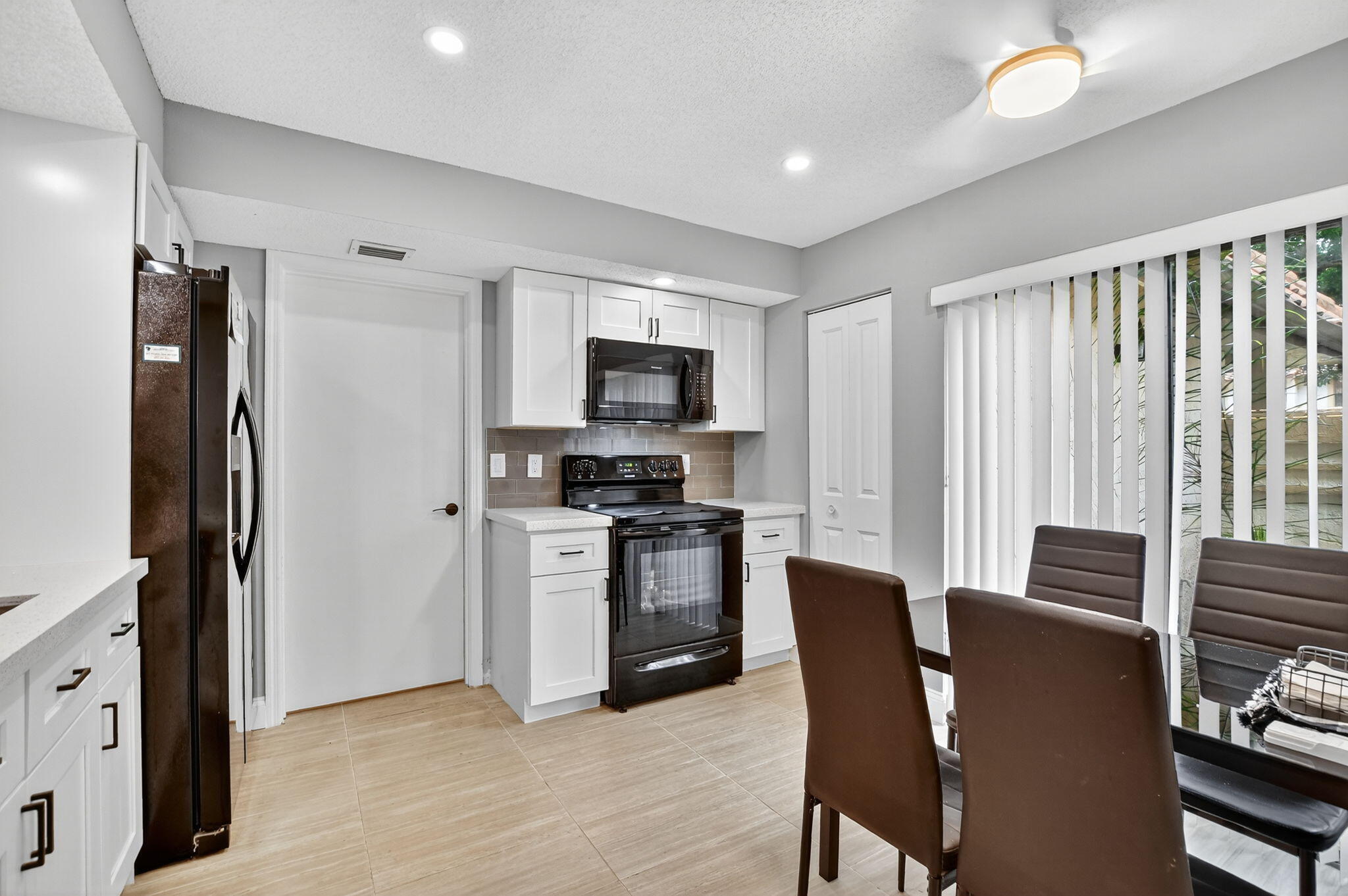 7773 La Mirada Drive Property Photo 12