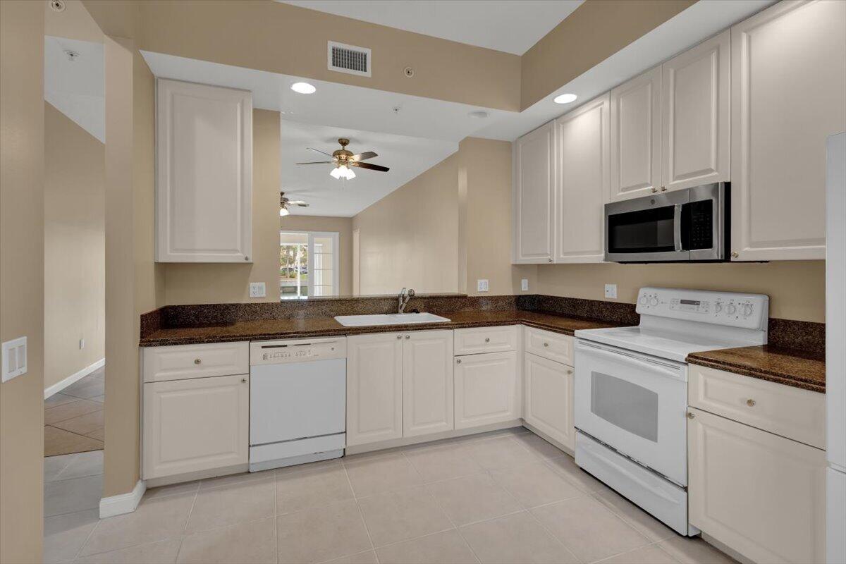 5 E Harbour Isle Dr Drive E 103 Property Photo 15
