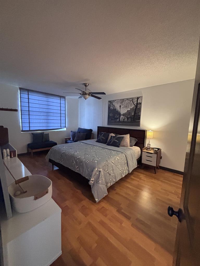 336 N Birch Road 8d Property Photo 16