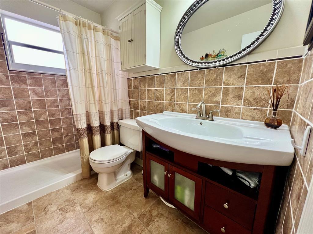 160 Ne 8th Avenue 1b Property Photo 8