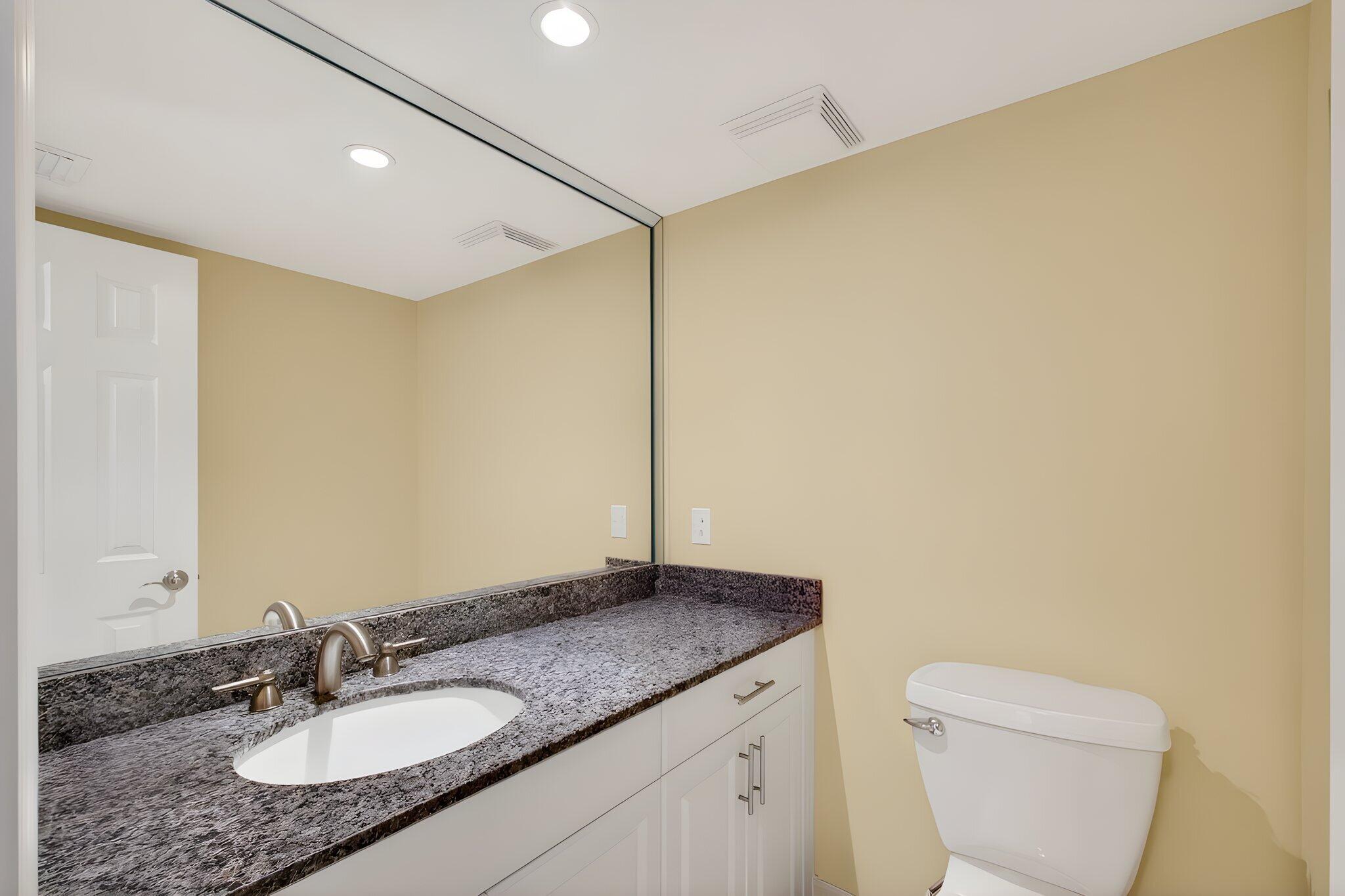 3000 N Ocean Drive 31 B Property Photo 15