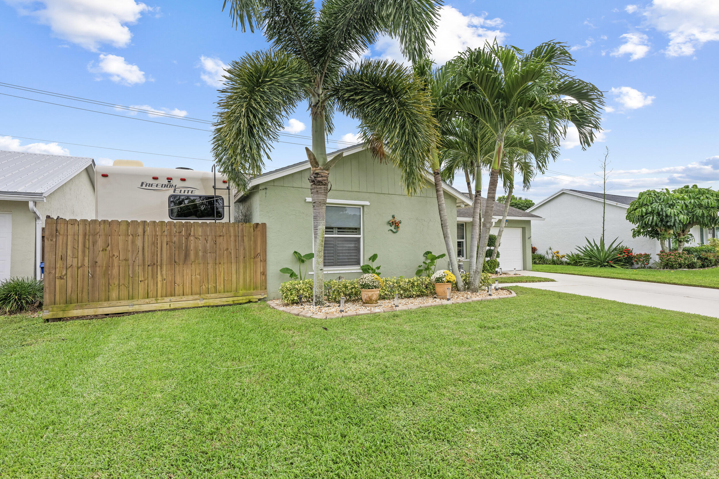 128 Banyan Circle Property Photo 38