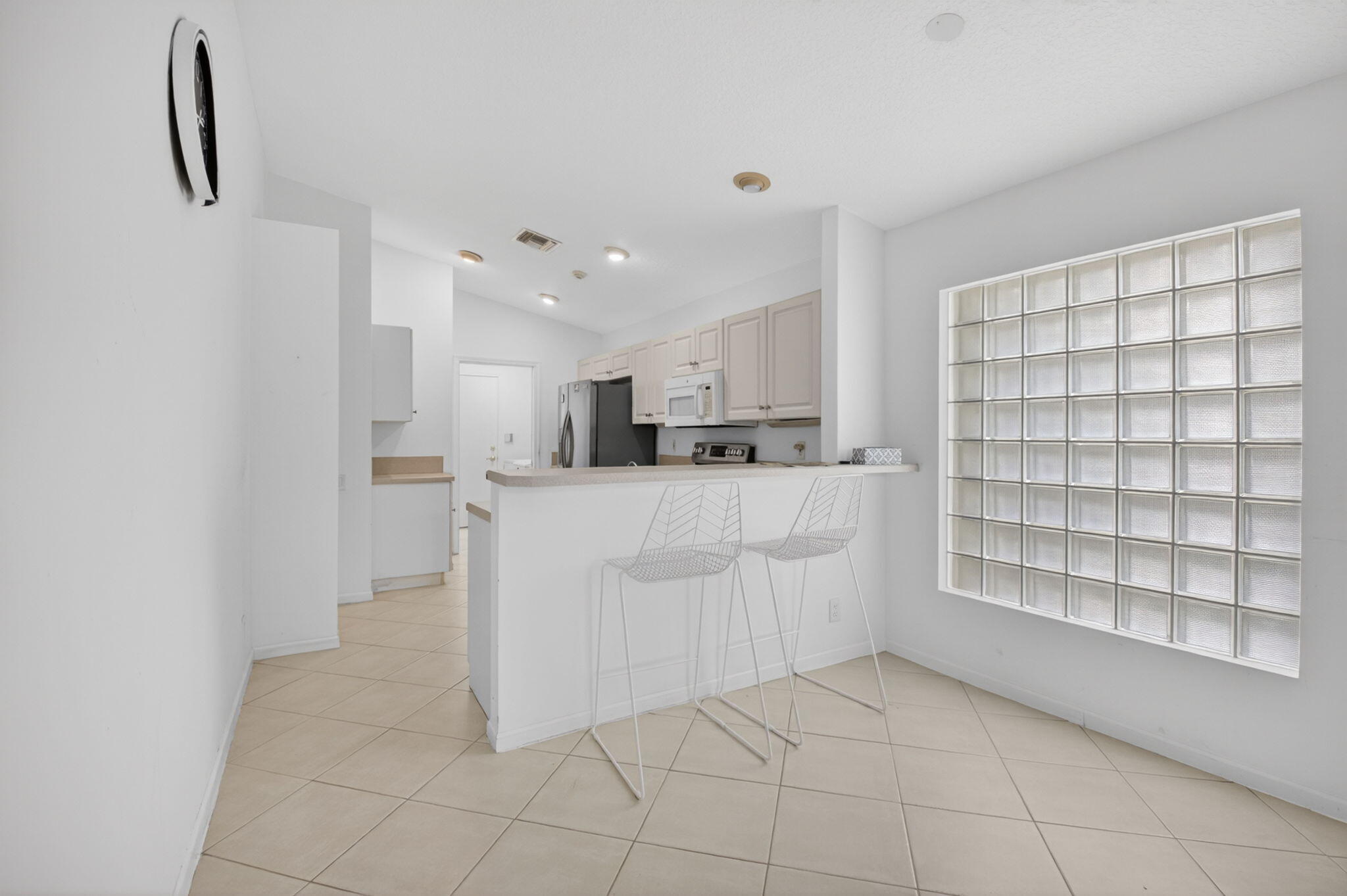 5304 Wycombe Avenue Property Photo 15