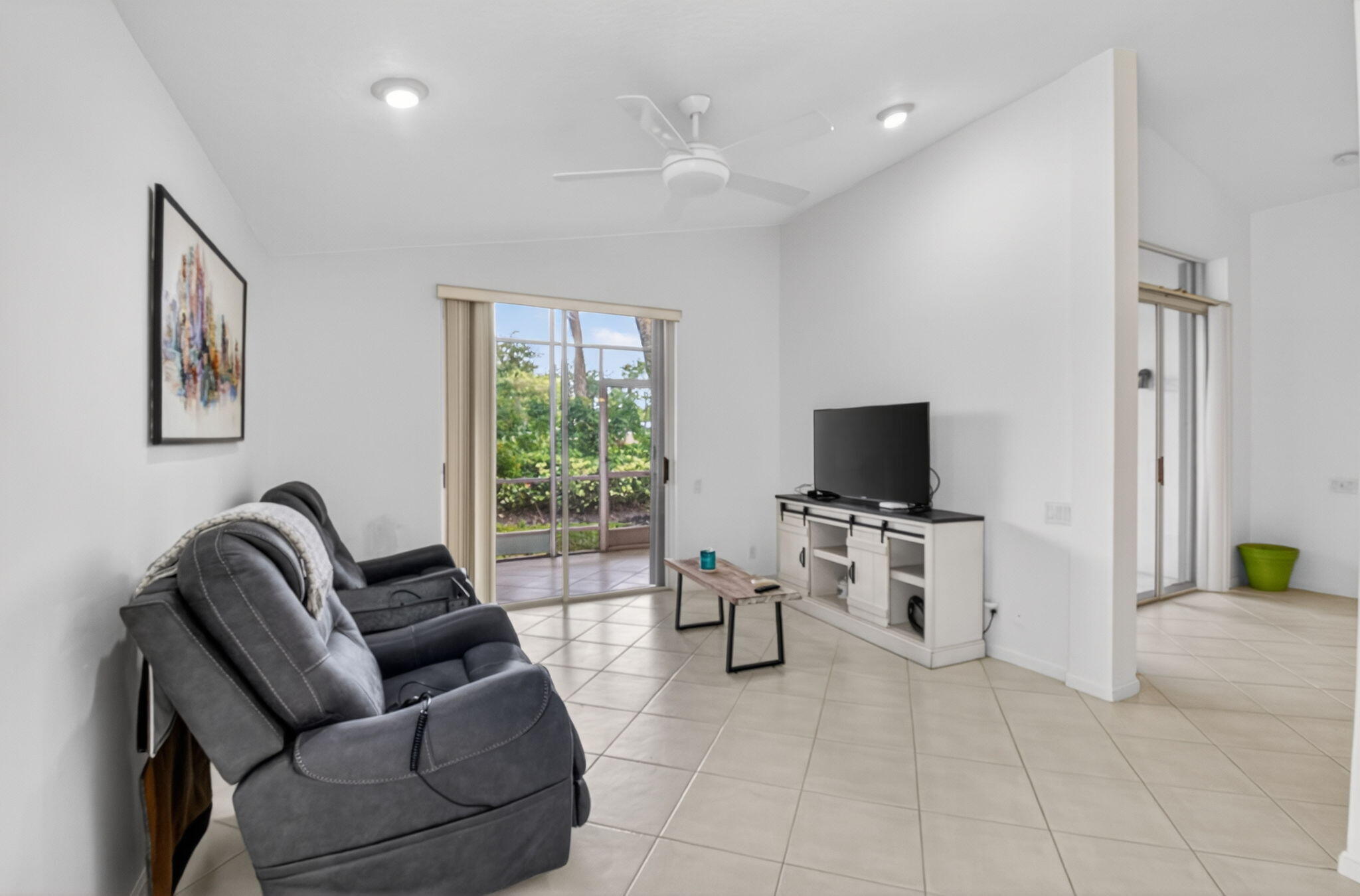 5304 Wycombe Avenue Property Photo 16