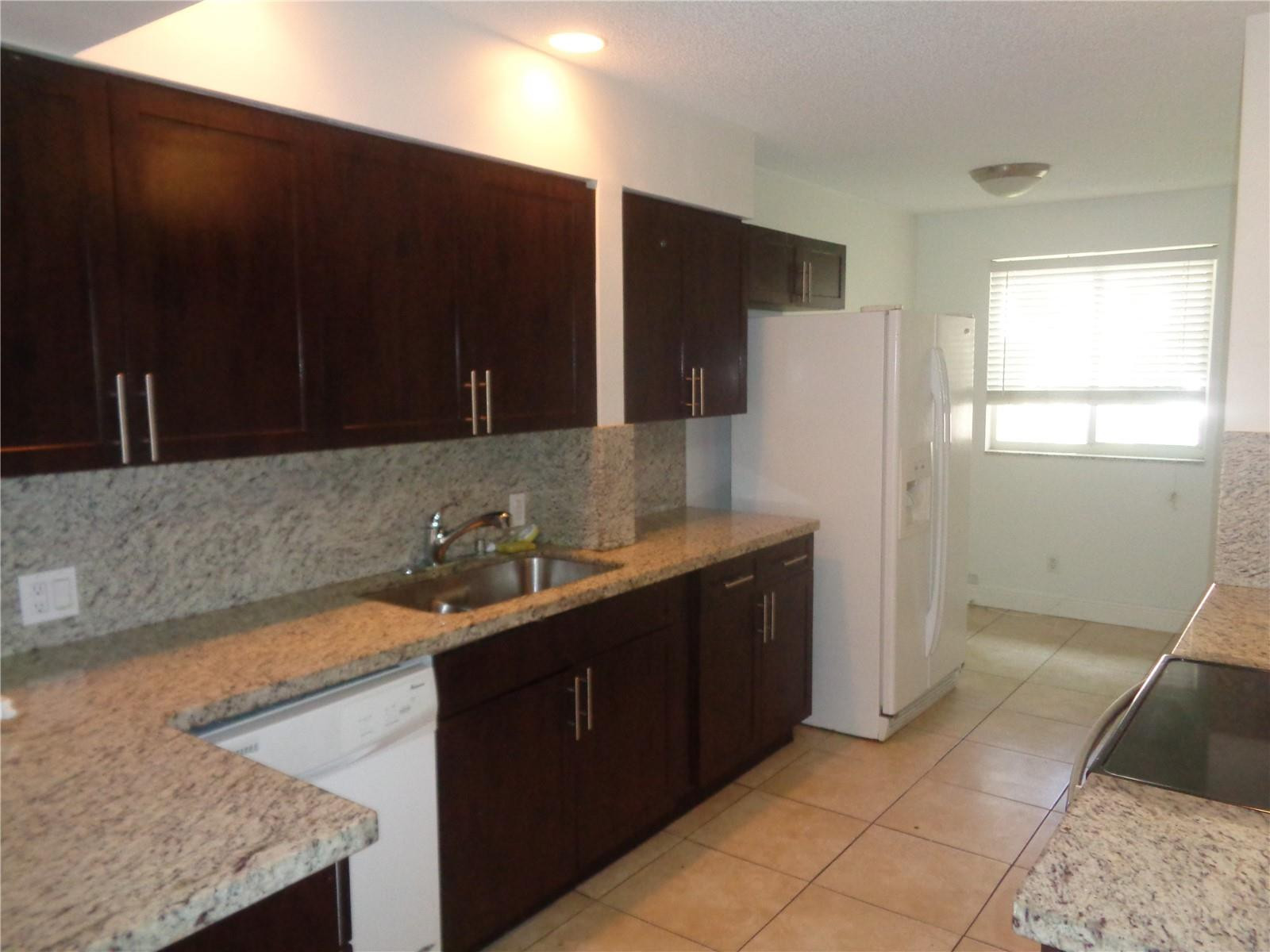 10939 W Broward Boulevard 10939 Property Photo 3