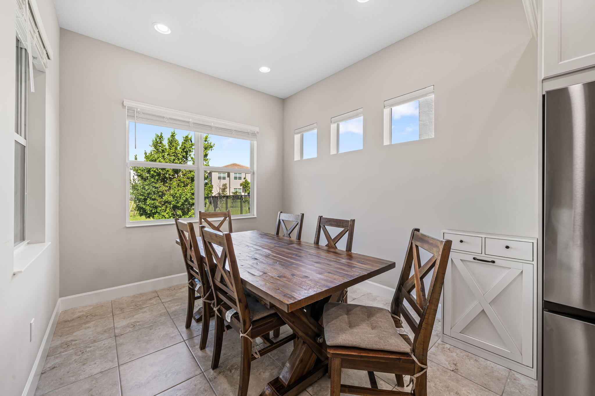 5455 Empire Drive Property Photo 10