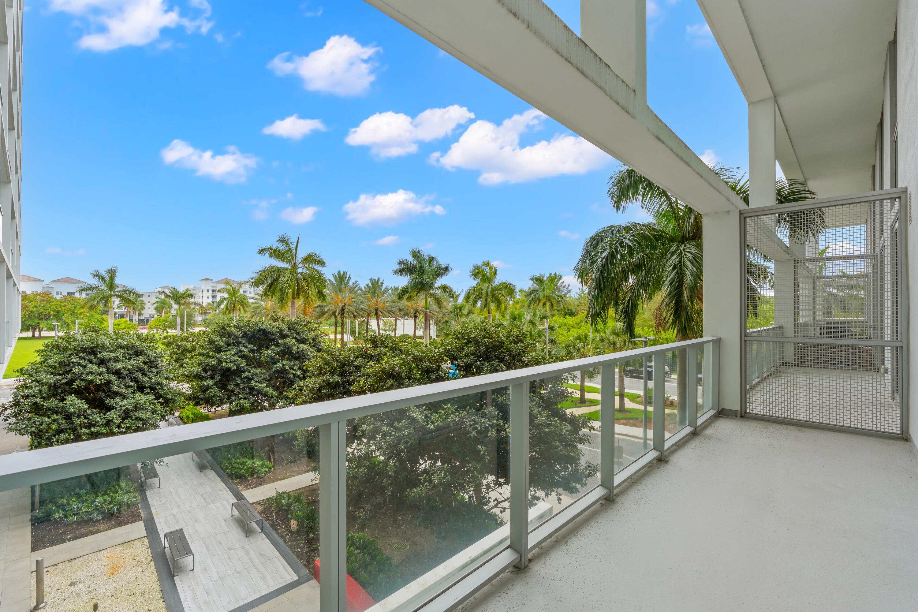 2000 Metropica Way 214 Property Photo 10