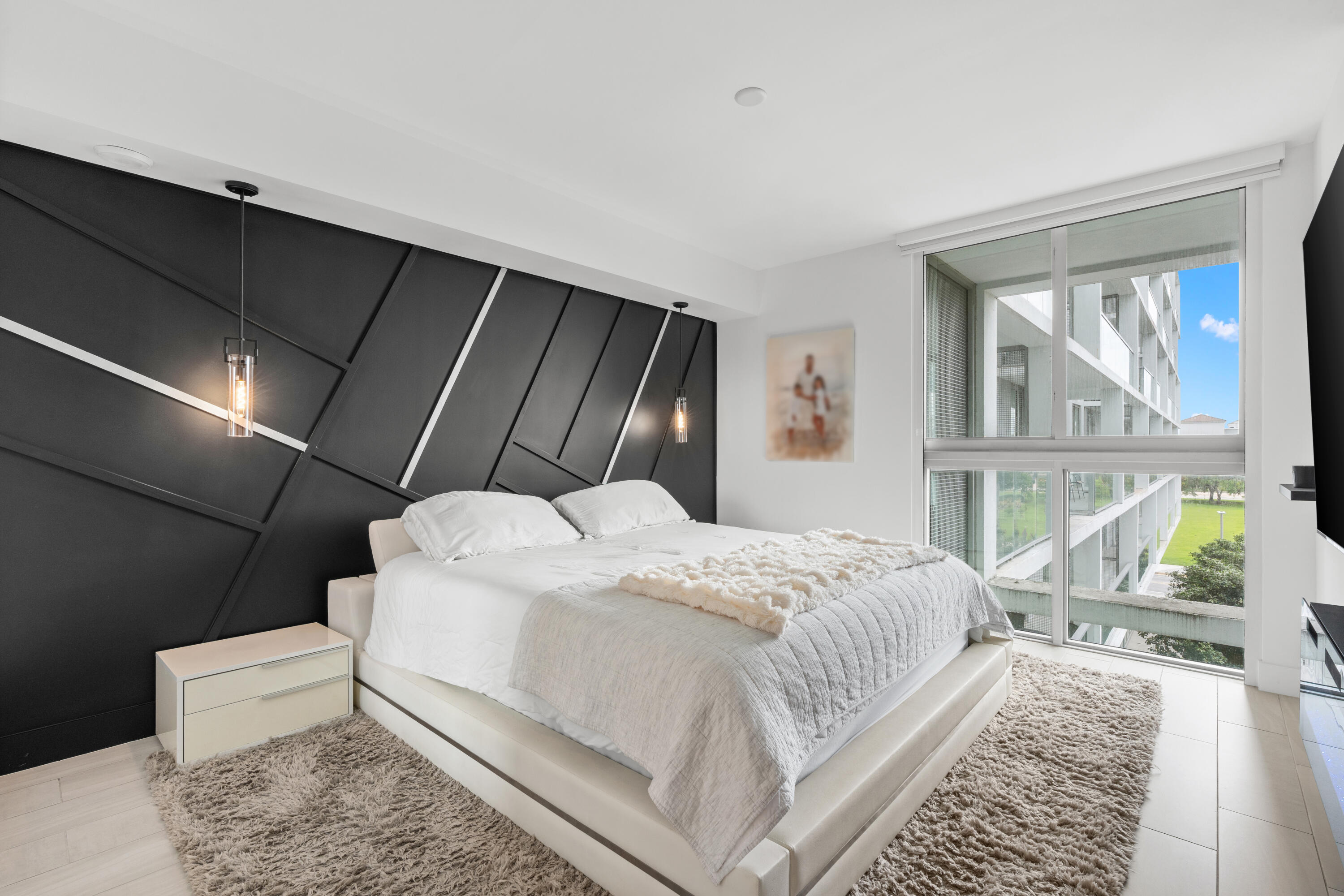 2000 Metropica Way 214 Property Photo 11