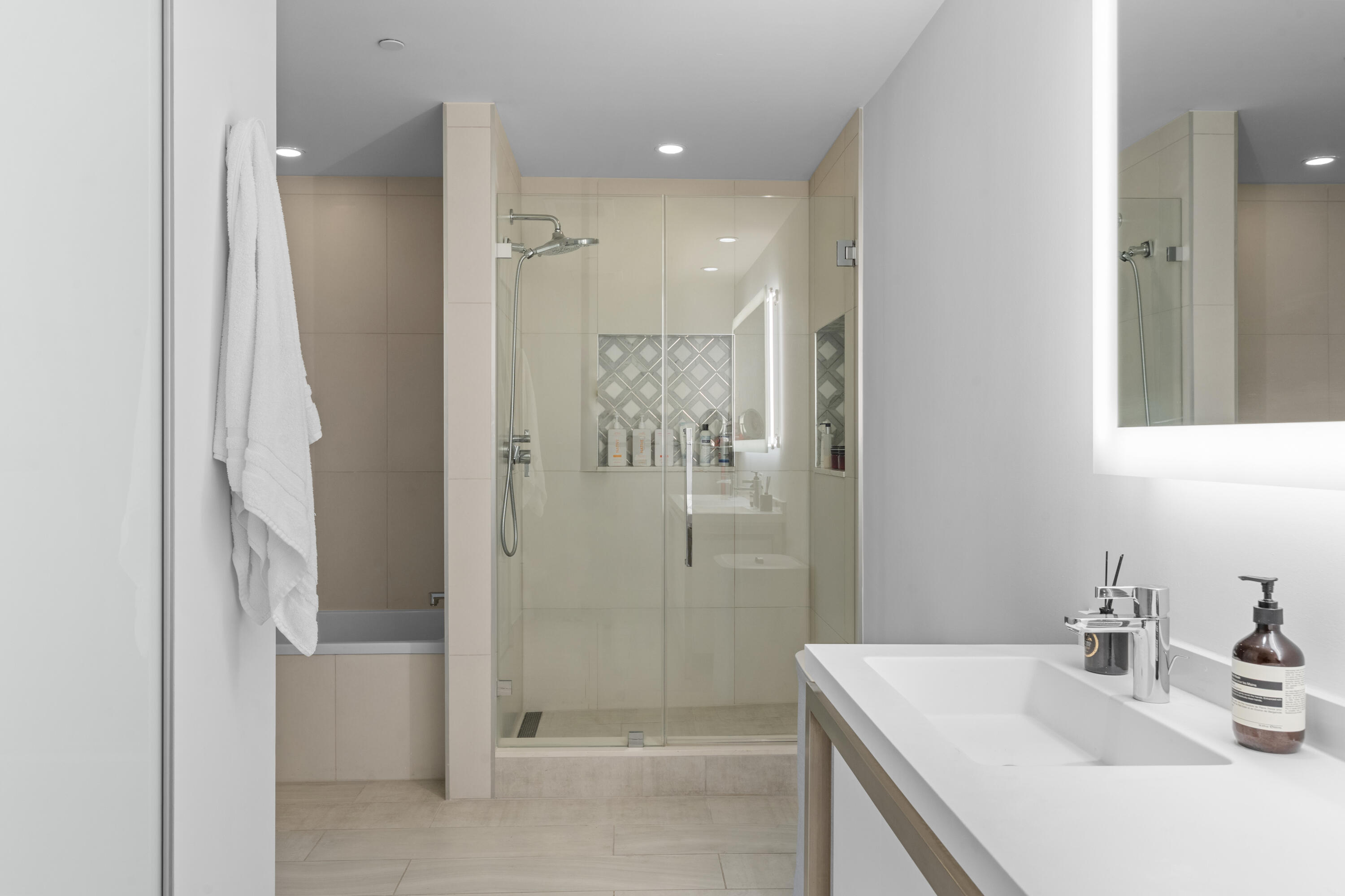 2000 Metropica Way 214 Property Photo 16
