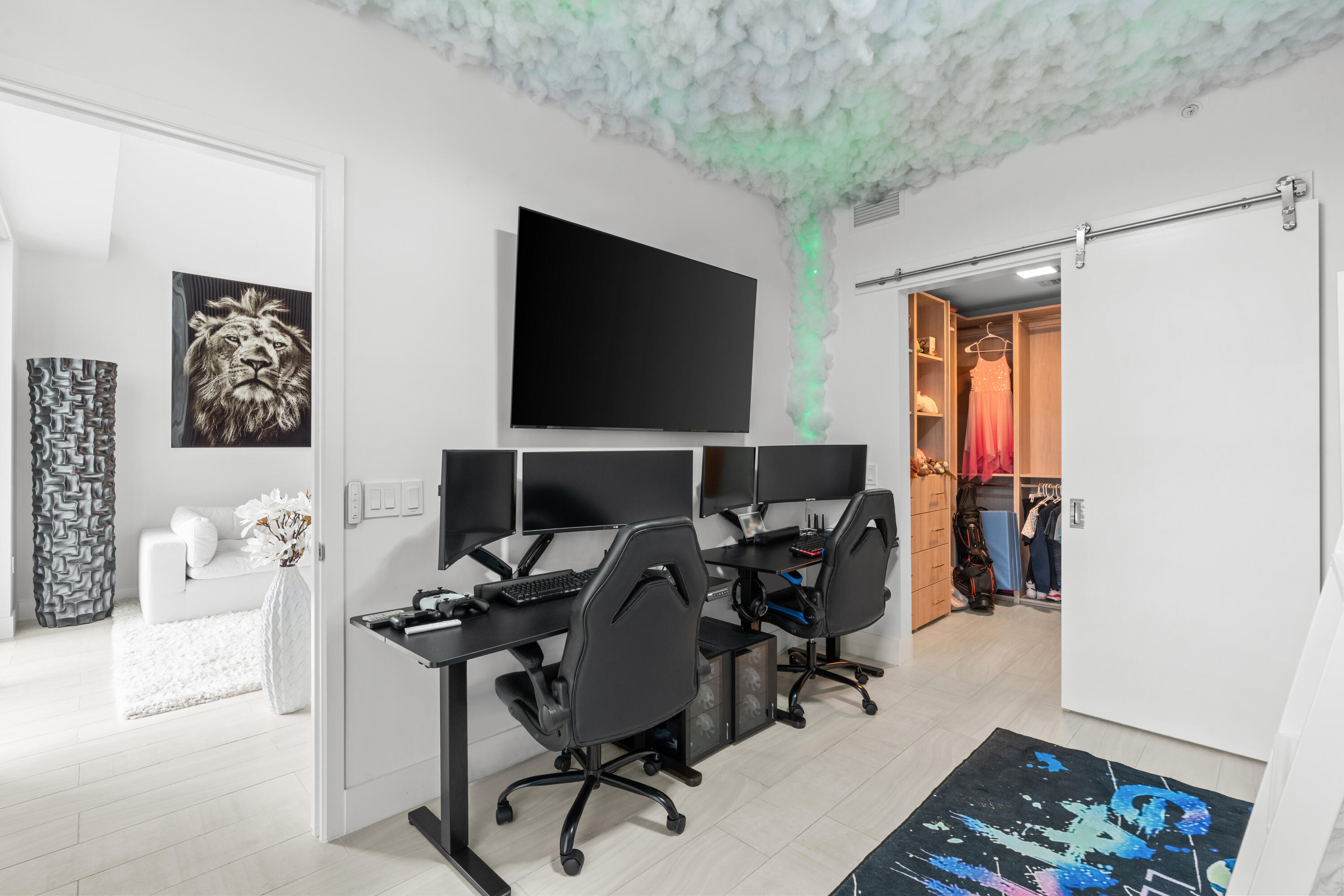 2000 Metropica Way 214 Property Photo 23