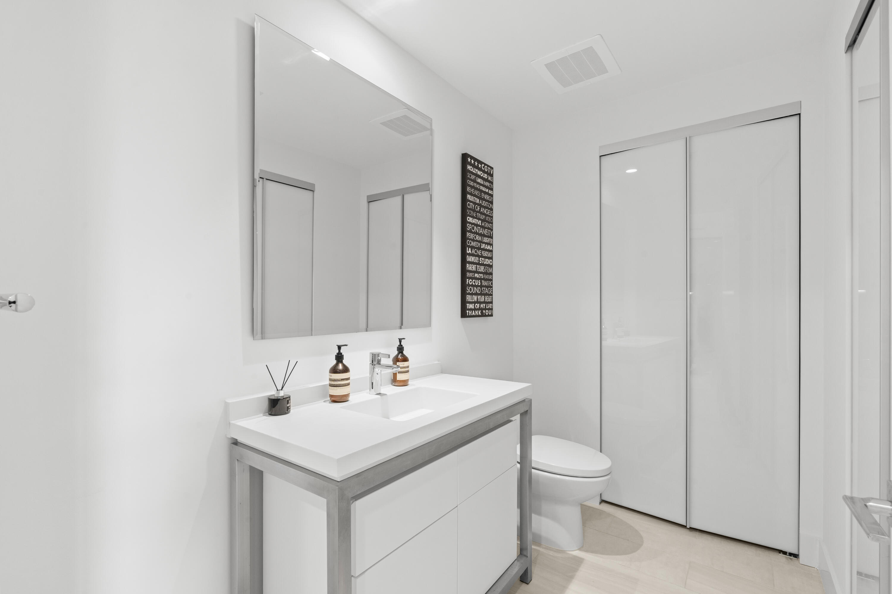 2000 Metropica Way 214 Property Photo 25