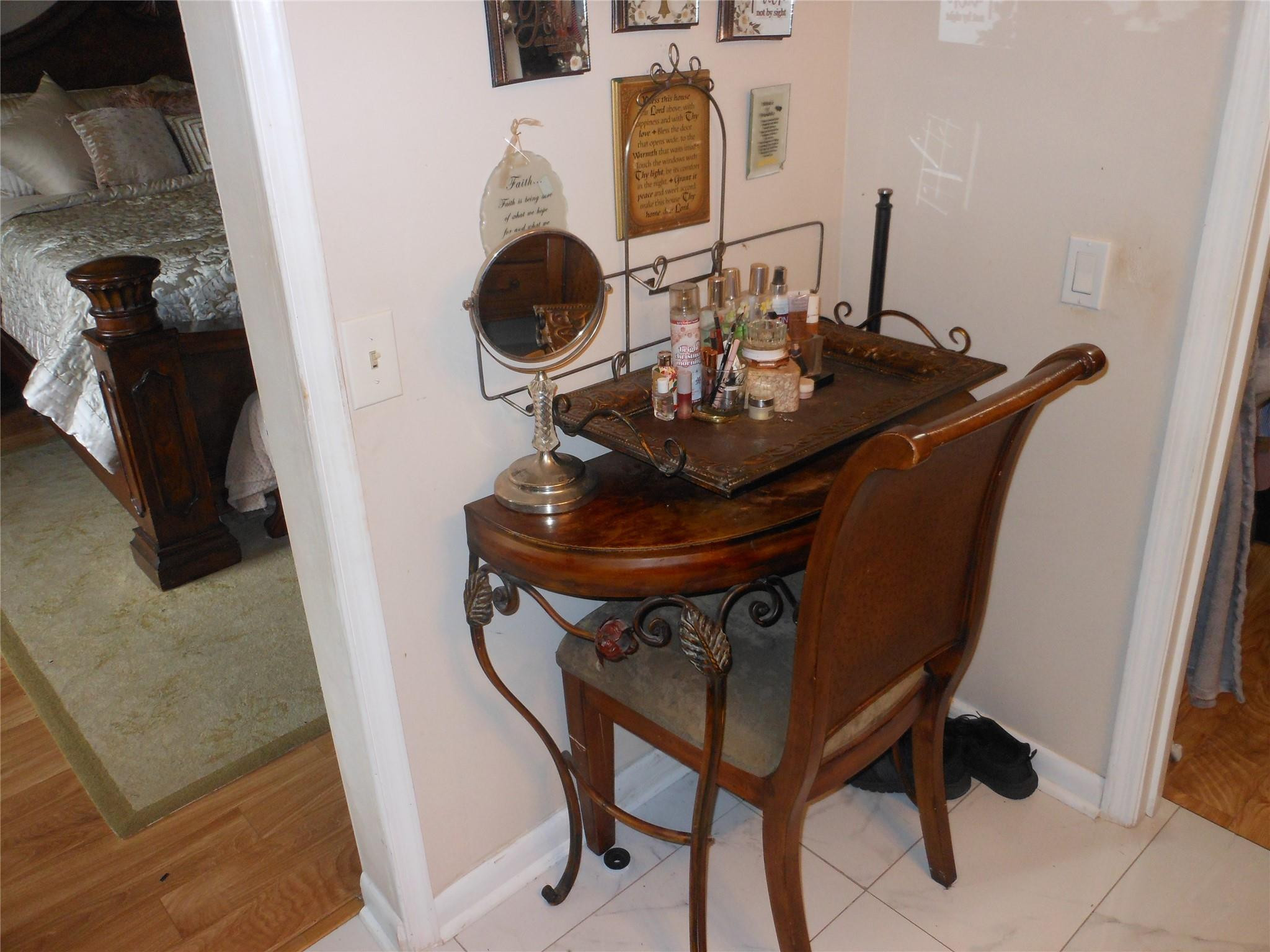 8706 Nw 83rd Street Property Photo 7