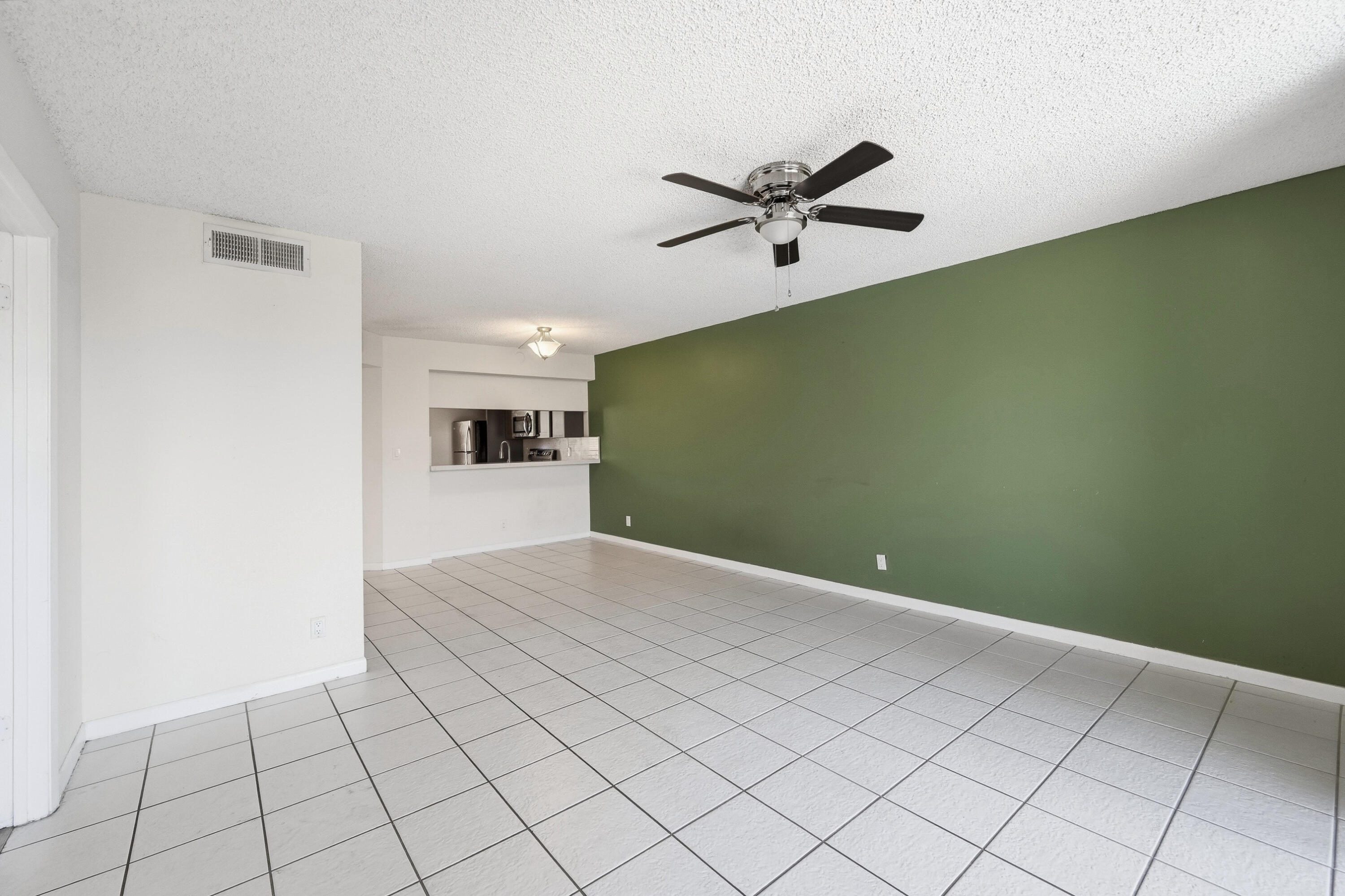 10501 W Broward Boulevard 405 Property Photo 7