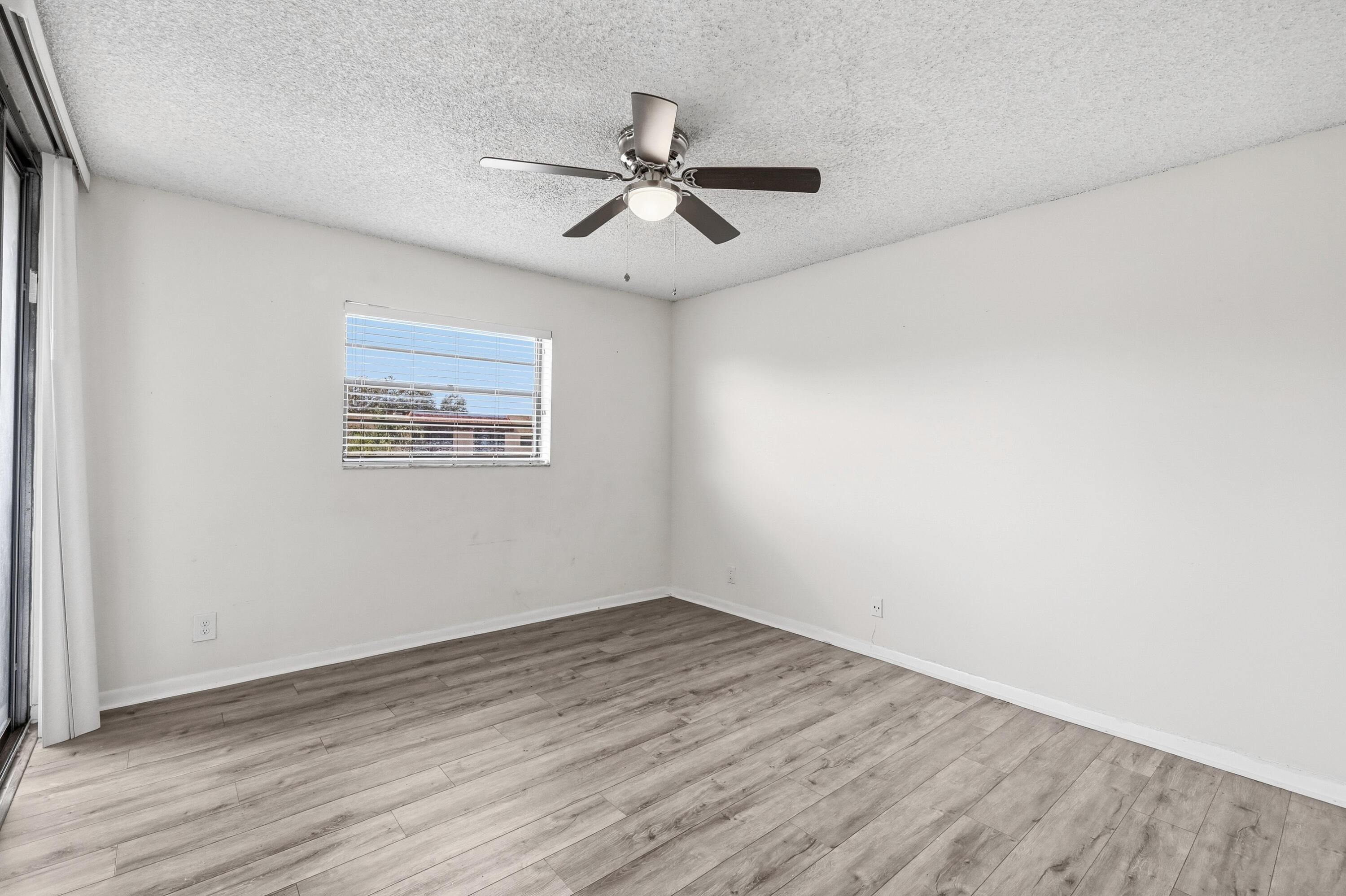 10501 W Broward Boulevard 405 Property Photo 13