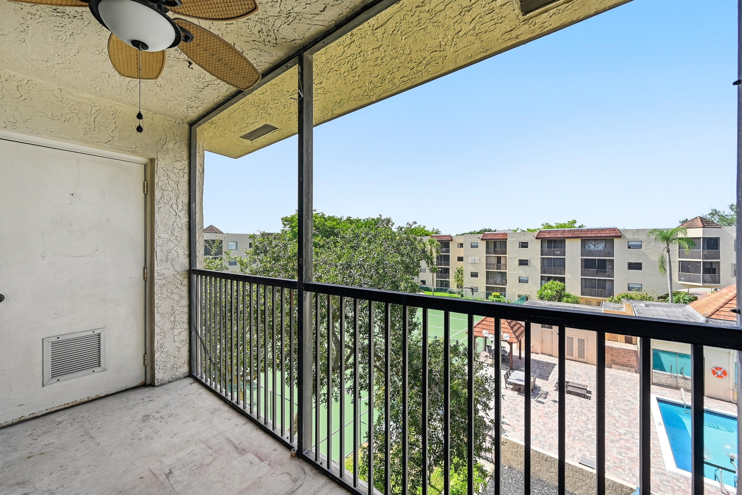 10501 W Broward Boulevard 405 Property Photo 26