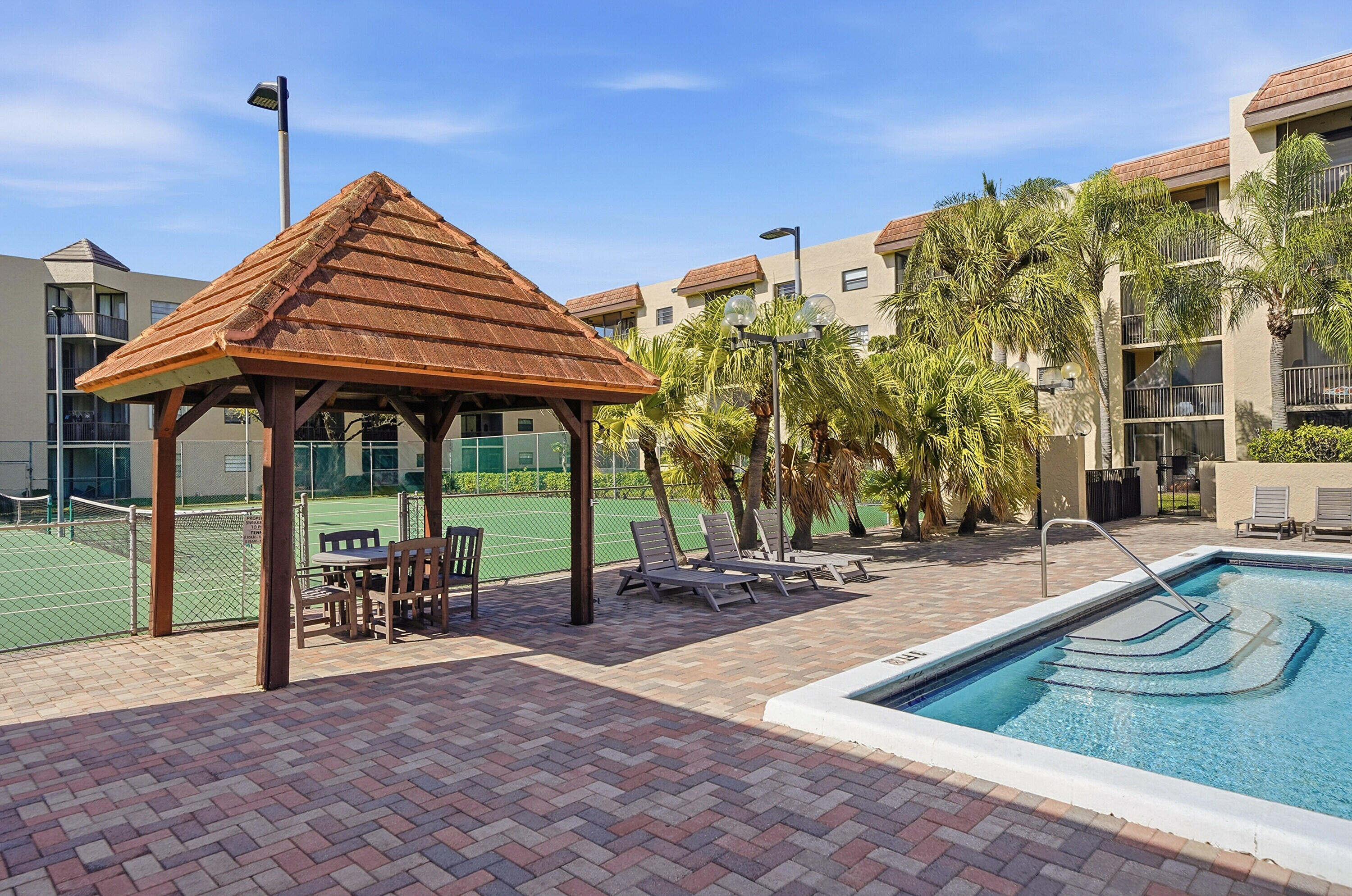 10501 W Broward Boulevard 405 Property Photo 38