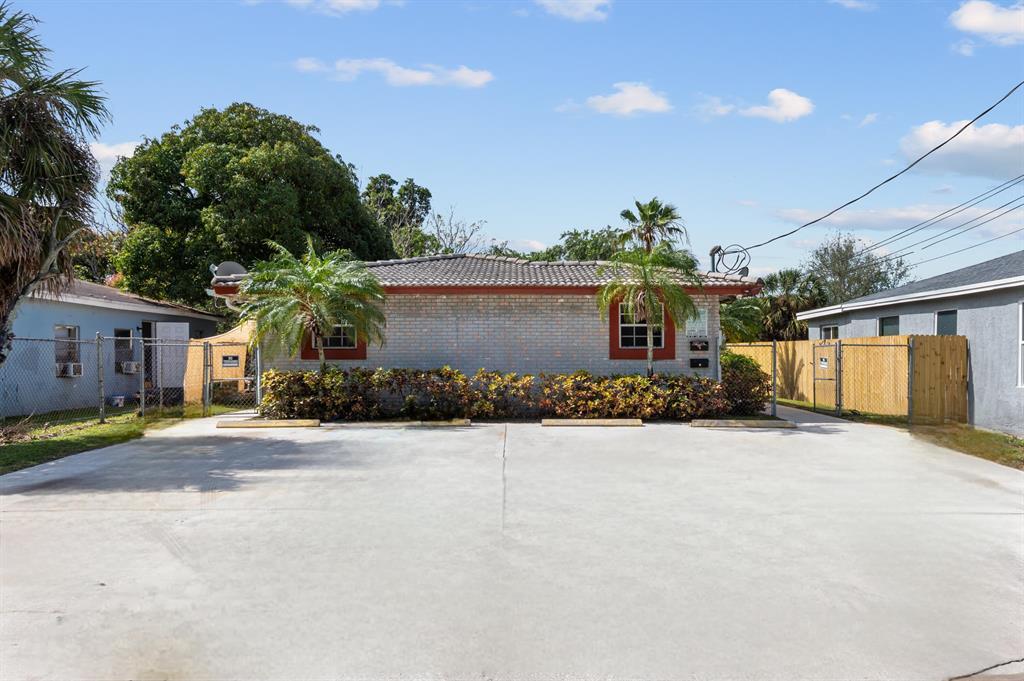 617 Nw 15th Avenue Property Photo 1