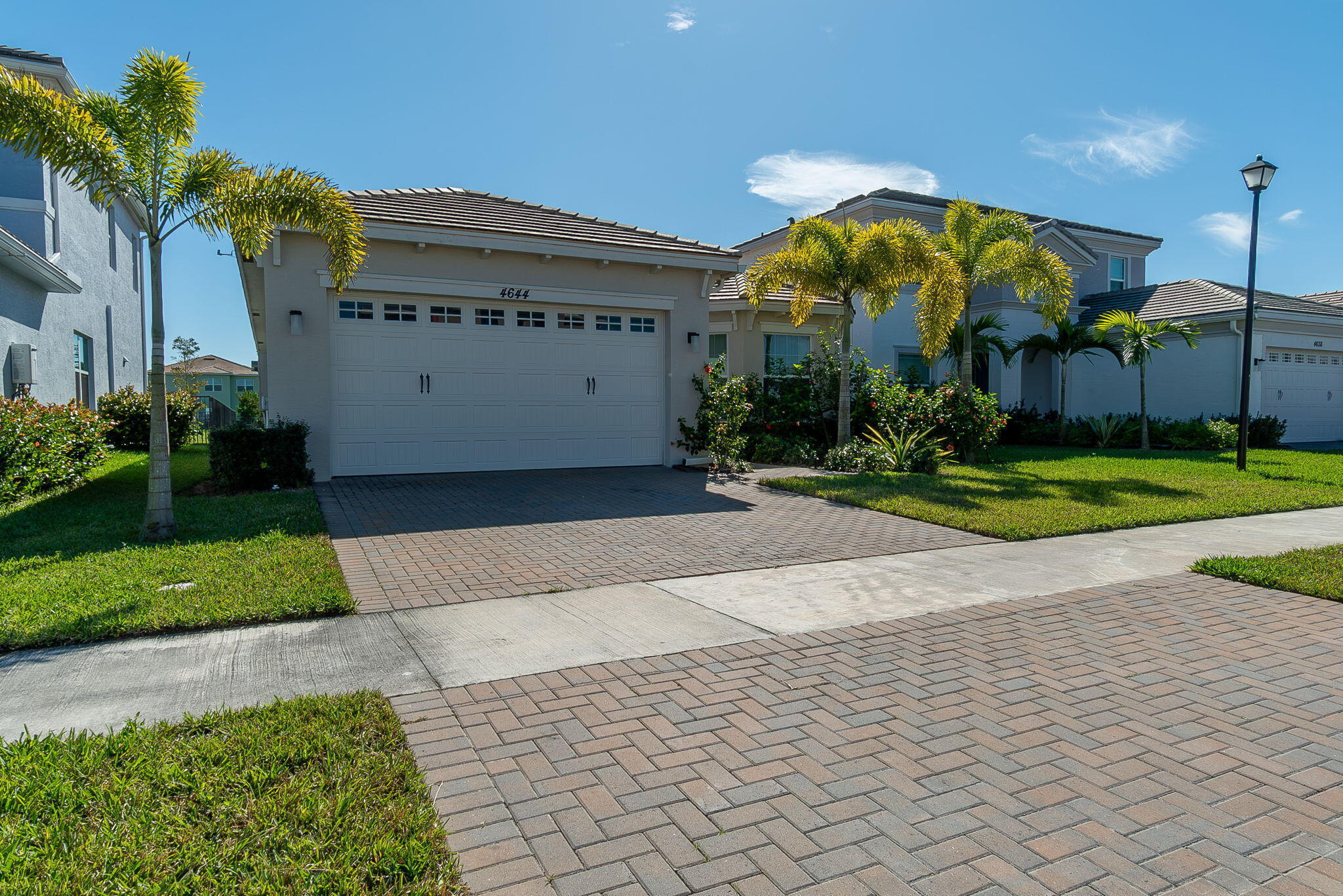 4644 Citron Way Property Photo 2