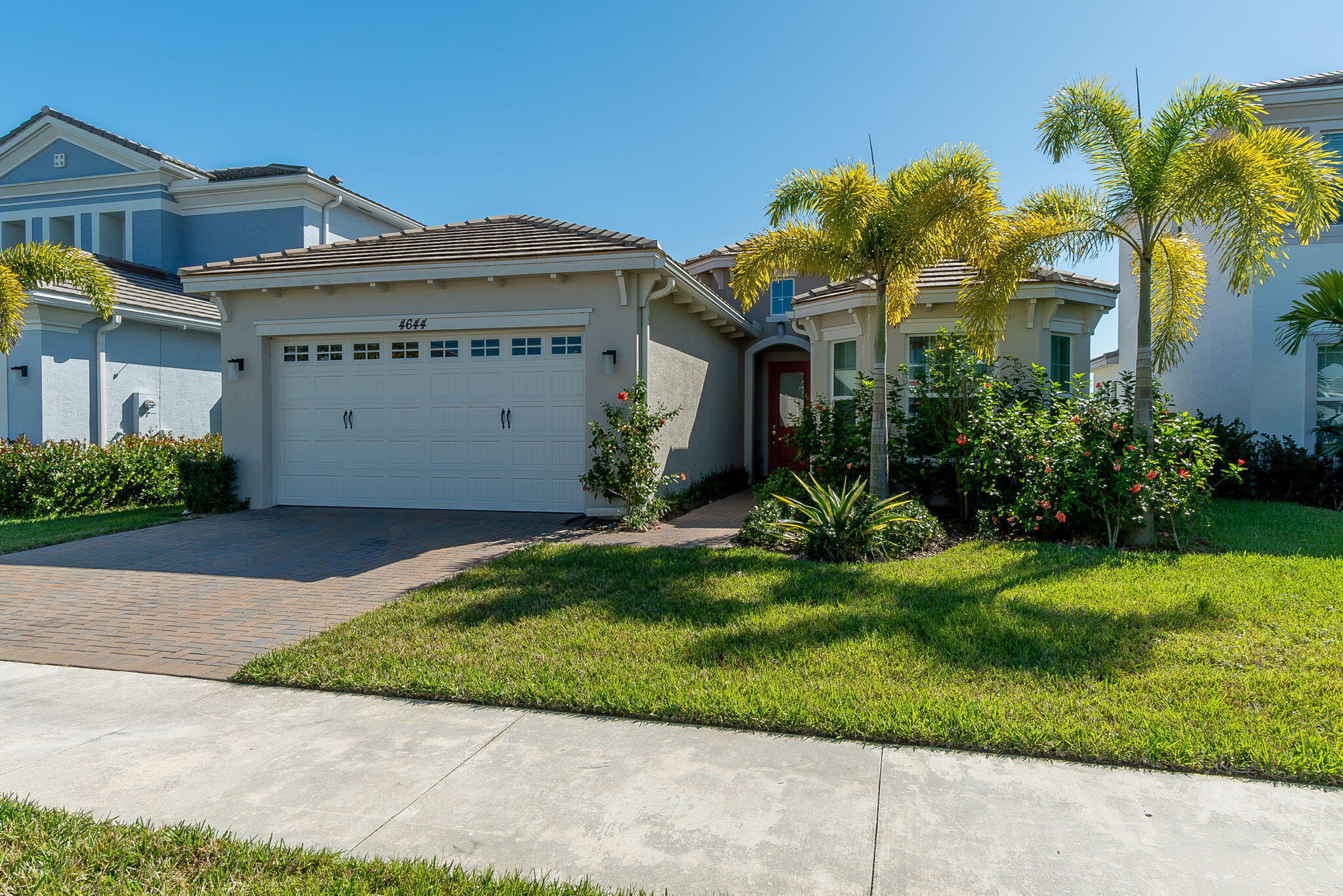 4644 Citron Way Property Photo 3