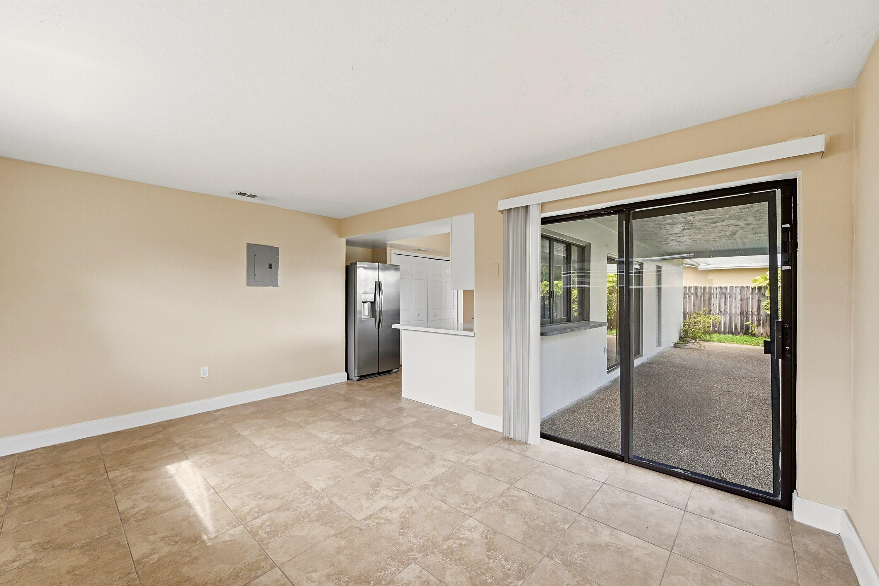 9671 Nw 24th Street Property Photo 18