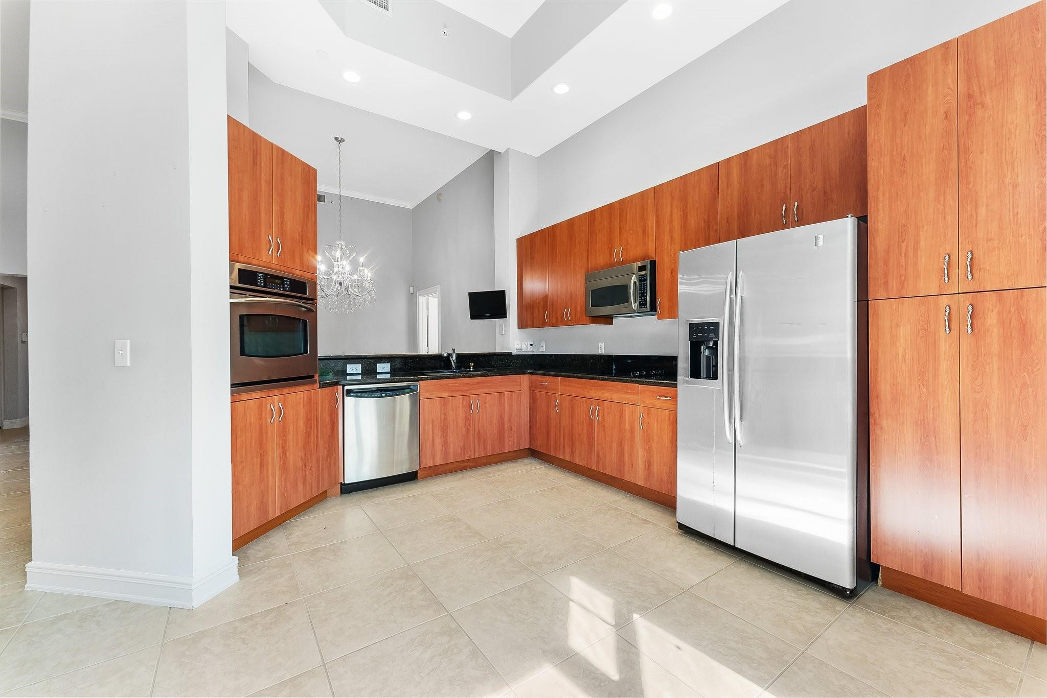 16102 Emerald Estates Drive 101 Property Photo 2