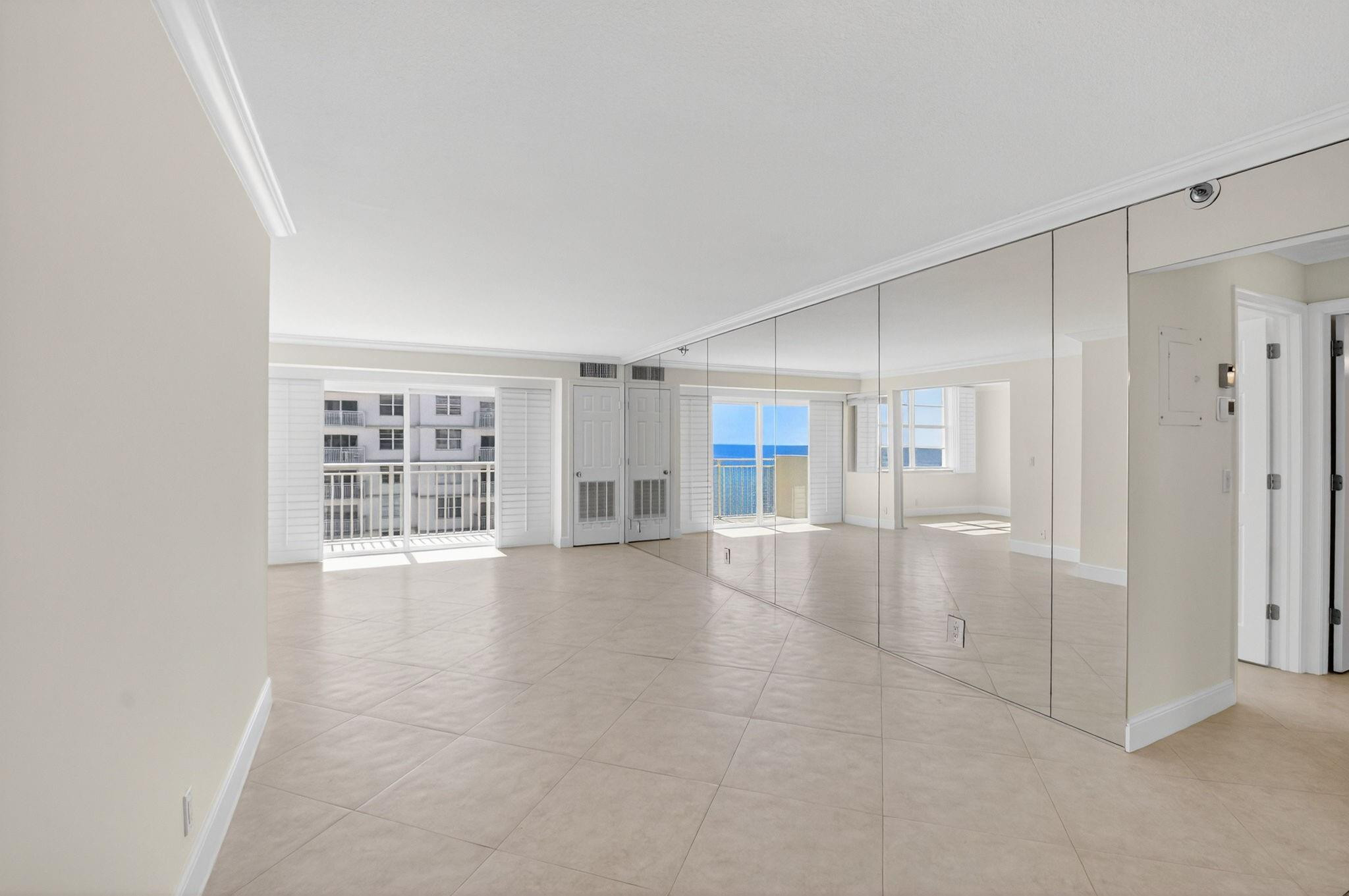 4505 S Ocean Boulevard 805 Property Photo 9