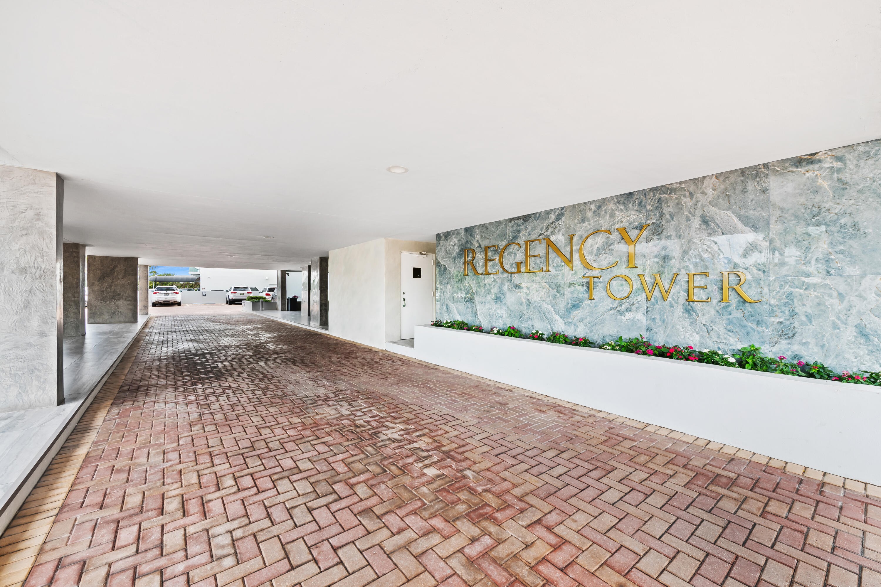 3850 Galt Ocean Drive 901 Property Photo 35