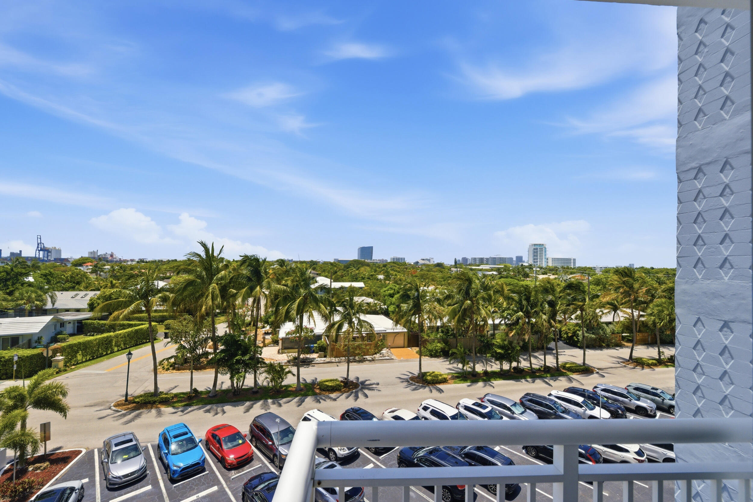 1920 S Ocean Drive 511 Property Photo 7