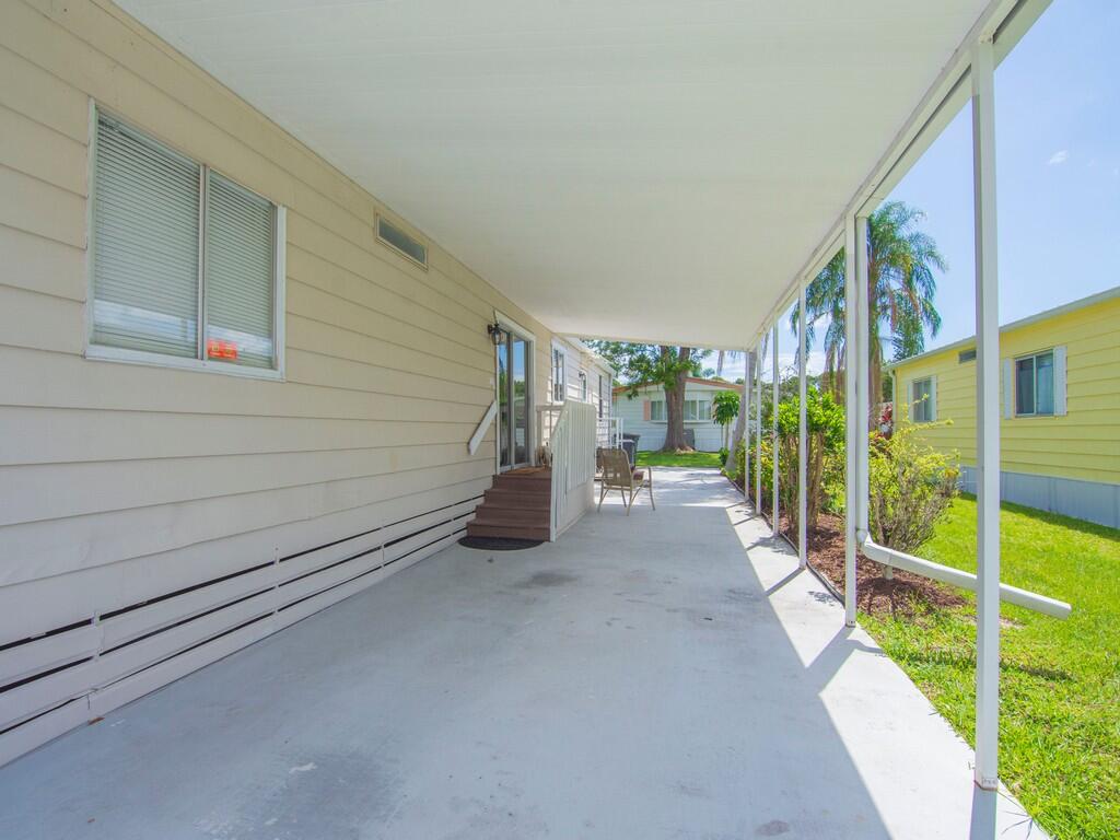 78 W Caribbean Property Photo 3