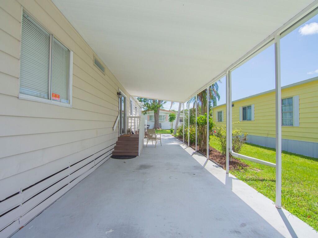 78 W Caribbean Property Photo 4
