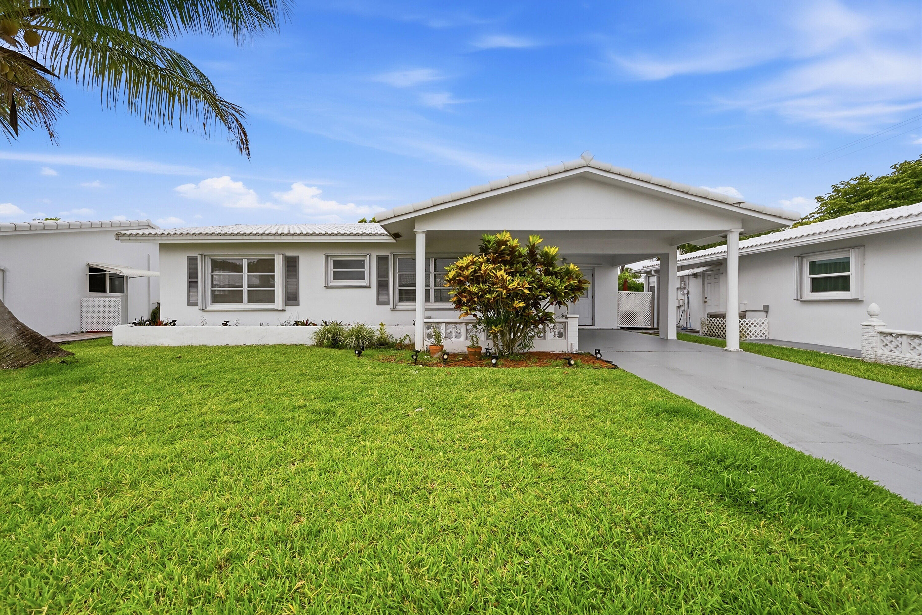 8410 Nw 59th Place Property Photo 1