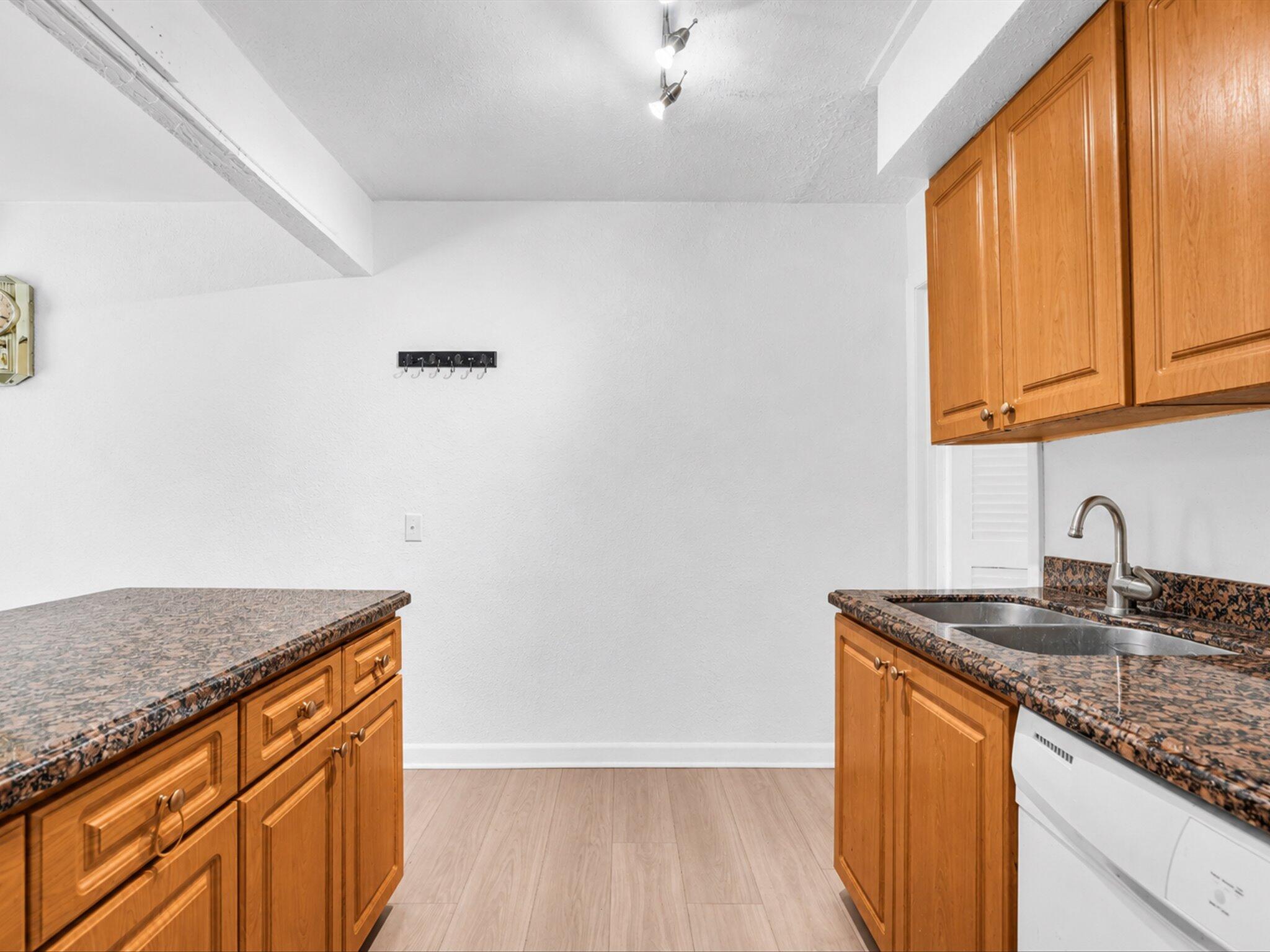 264 Sunshine Drive Property Photo 14