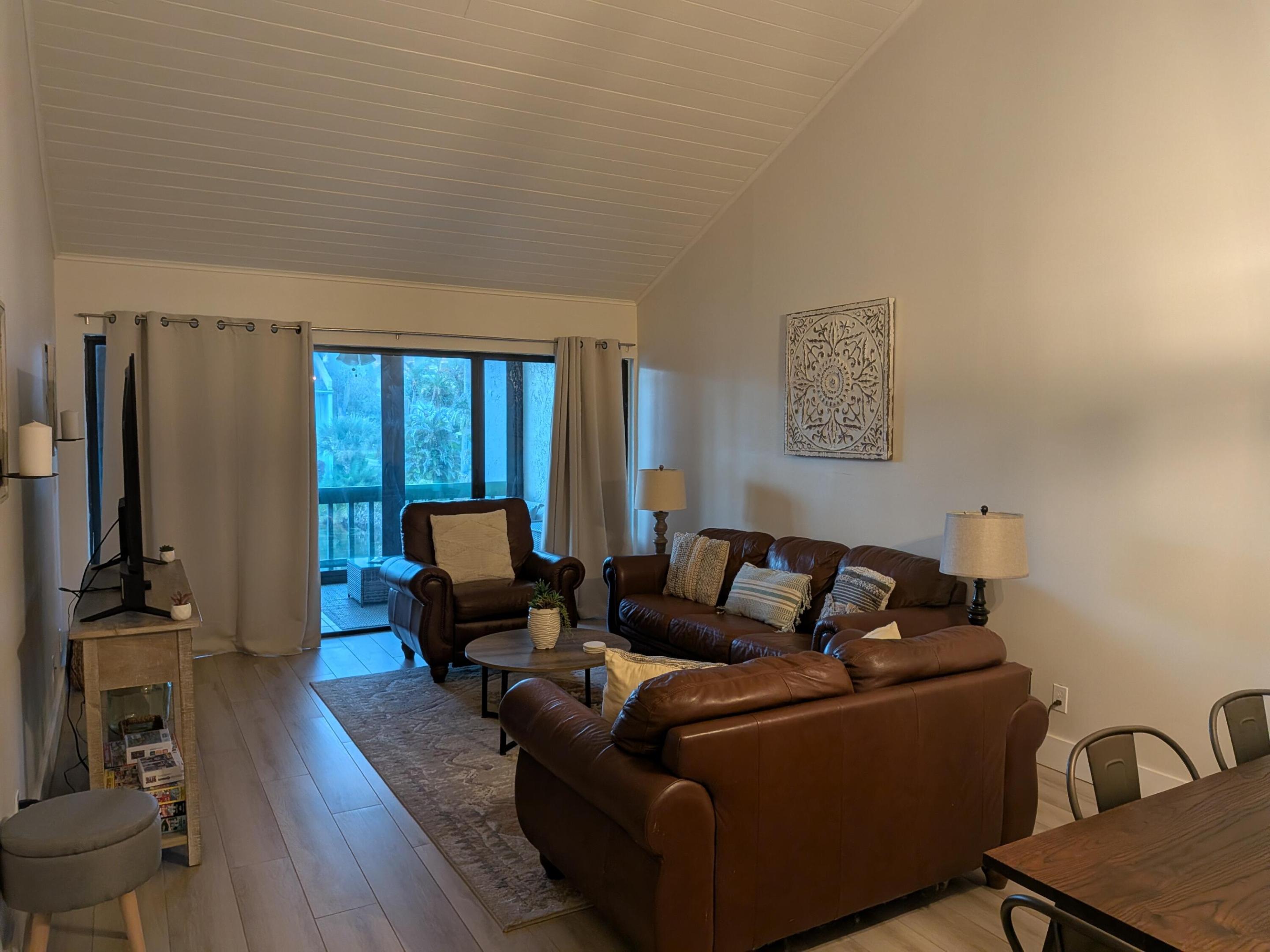 2400 S Ocean Drive 6522 Property Photo 10