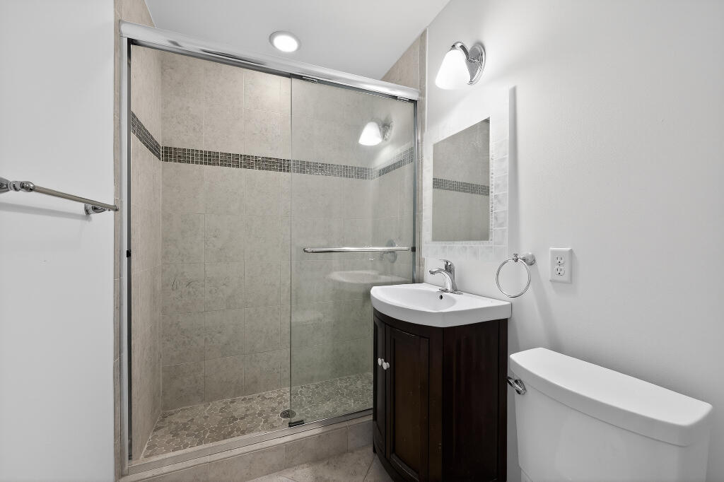636 Kingfish Road Property Photo 2